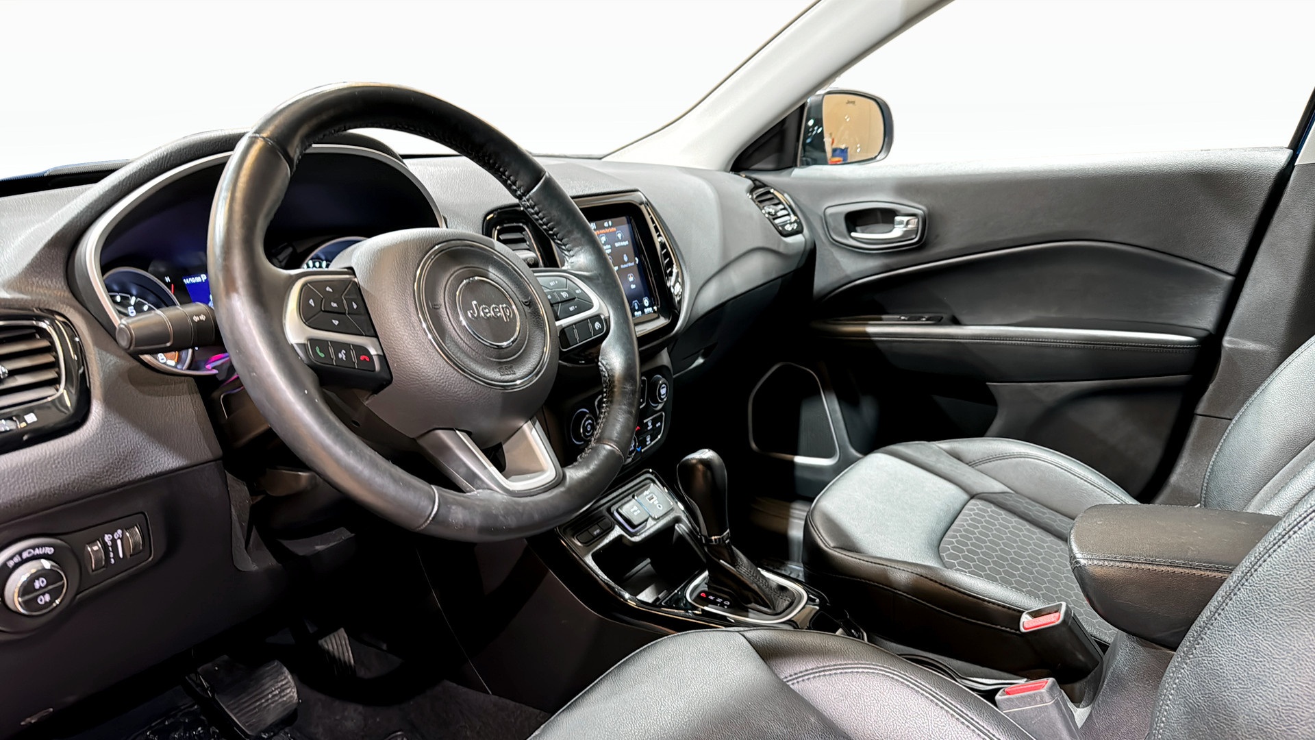 Jeep Compass GOU87X