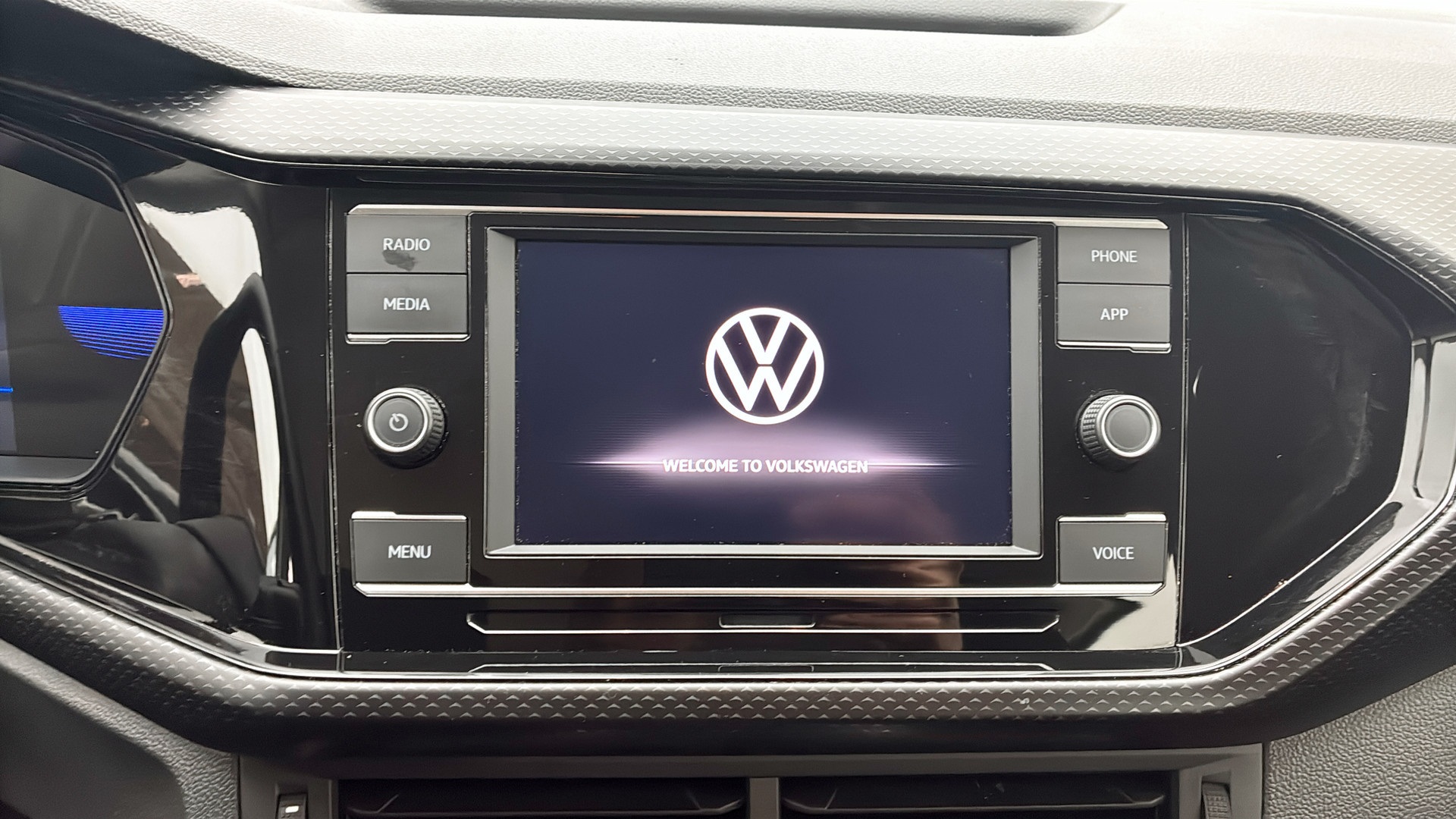 Volkswagen T-Cross GPD46H