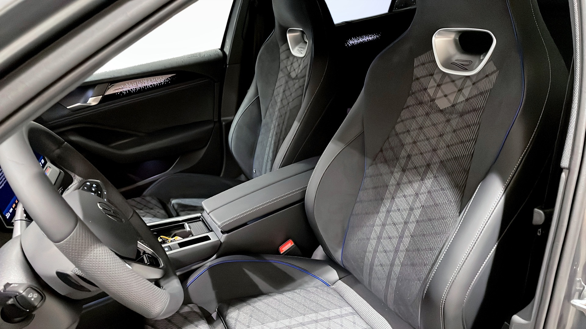 Volkswagen Passat Sportscombi GRB22Z