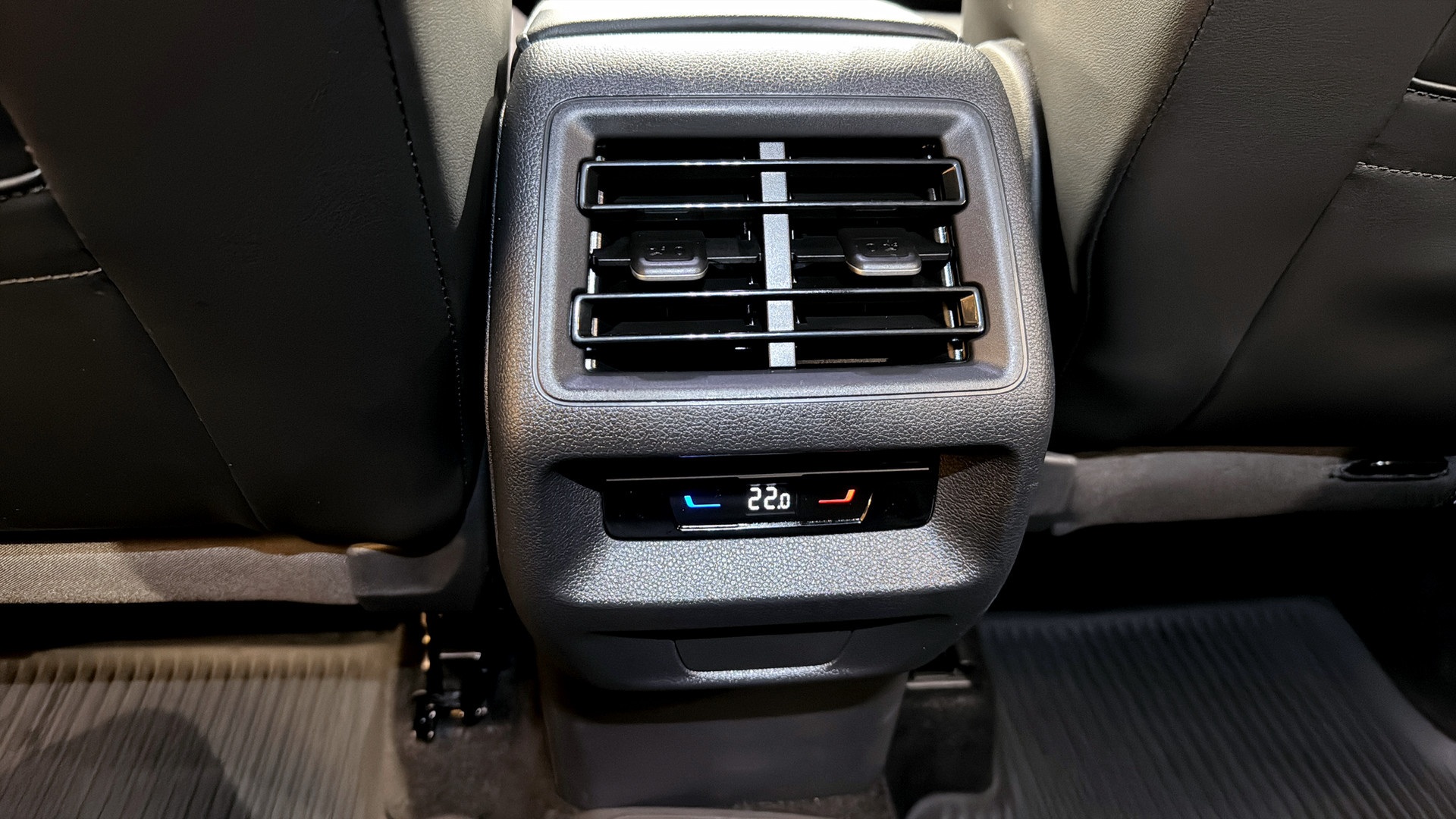 Volkswagen Tiguan GRK84B