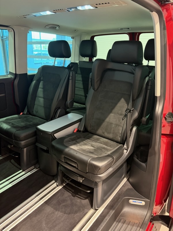 Volkswagen T6 Multivan GRM252