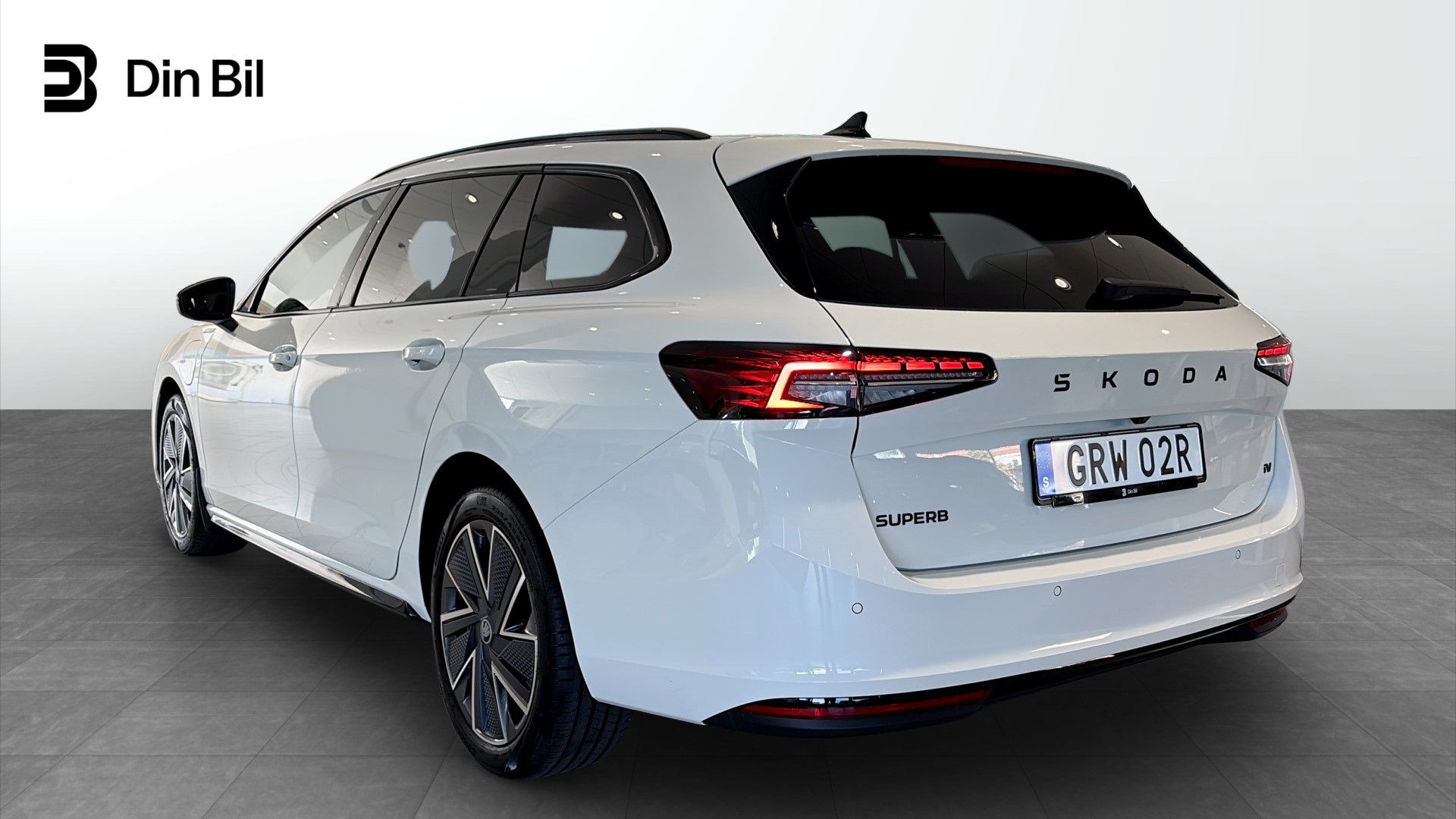 Skoda Superb GRW02R