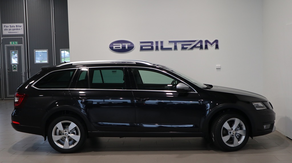 Skoda Octavia Combi GSL89S
