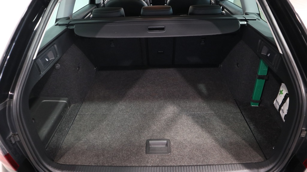 Skoda Octavia Combi GSL89S
