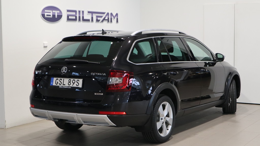 Skoda Octavia Combi GSL89S