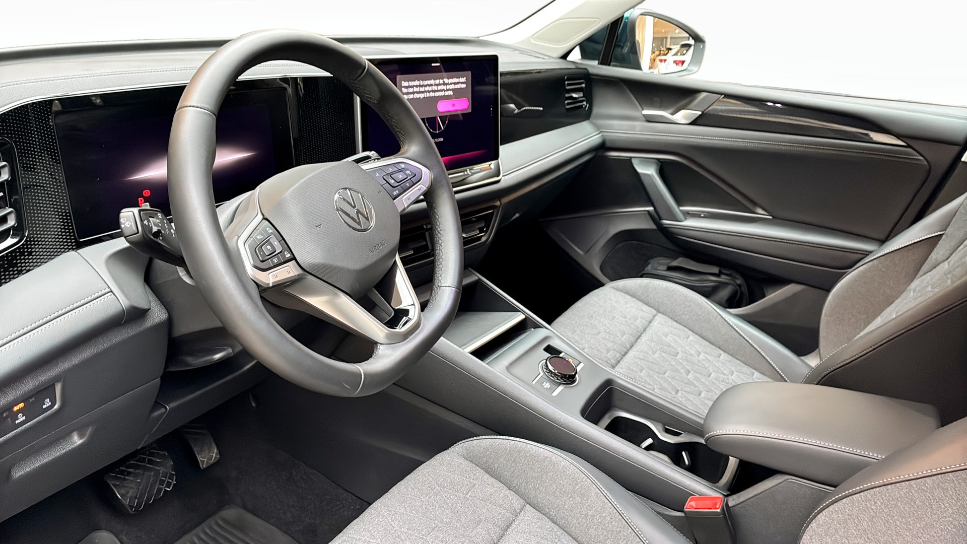Volkswagen Tiguan GUB67E
