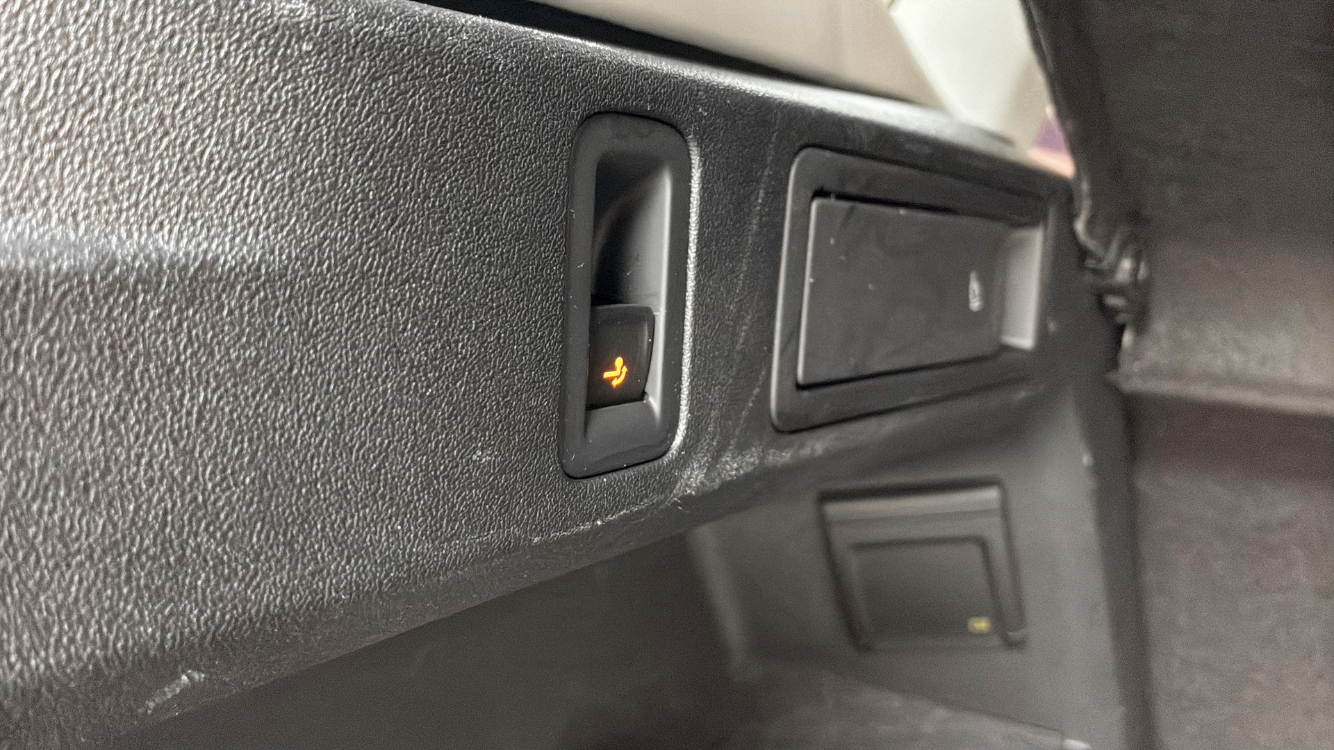 Volkswagen Tiguan GUB67E