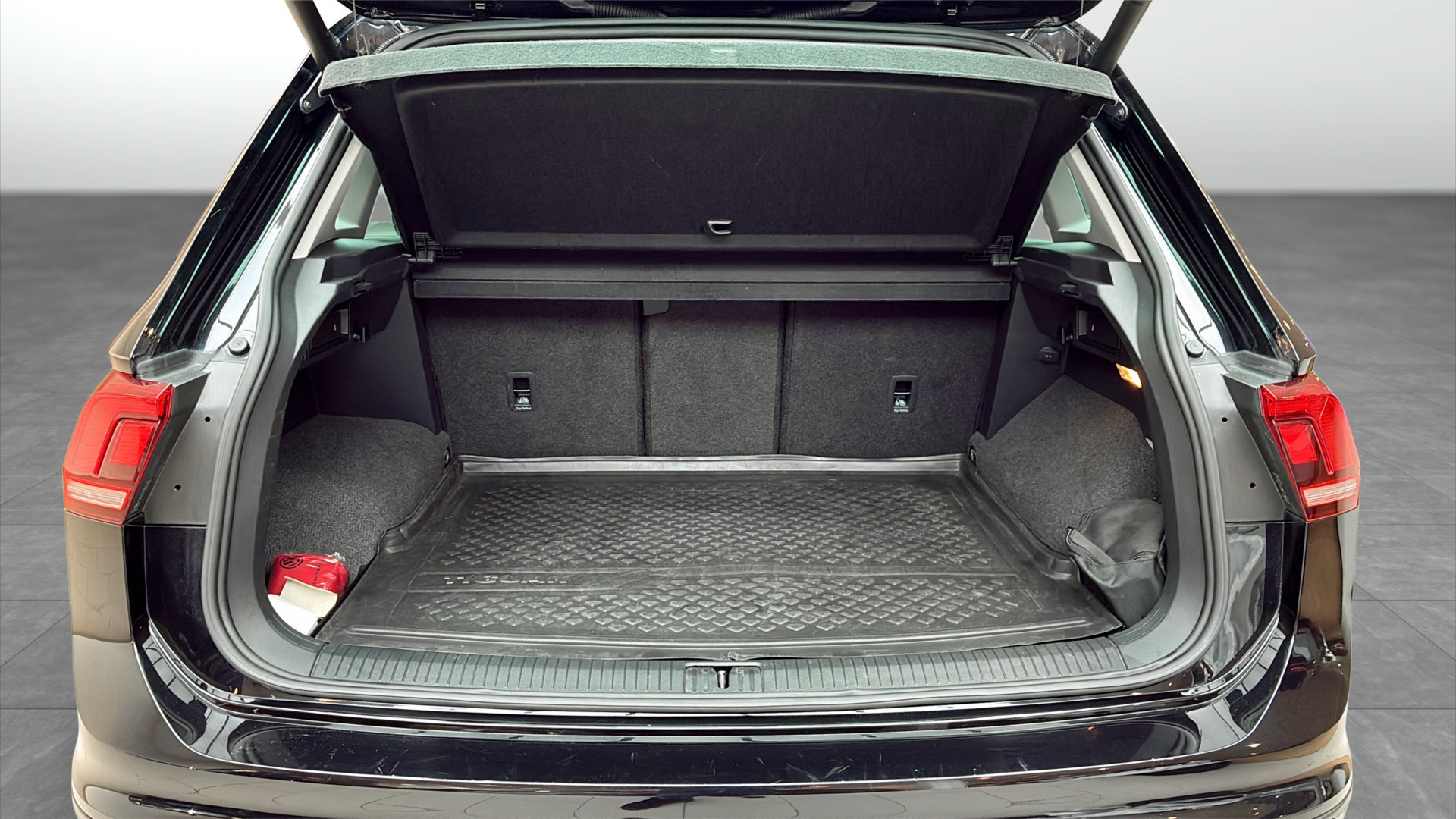 Volkswagen Tiguan GUF66N