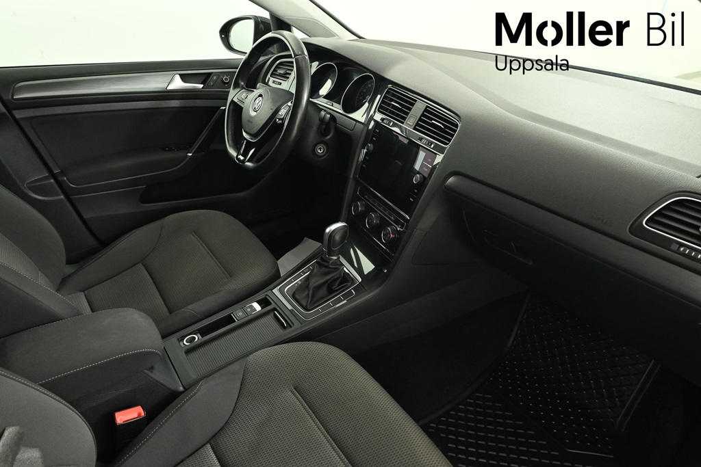 Volkswagen Golf Sportscombi GUF959