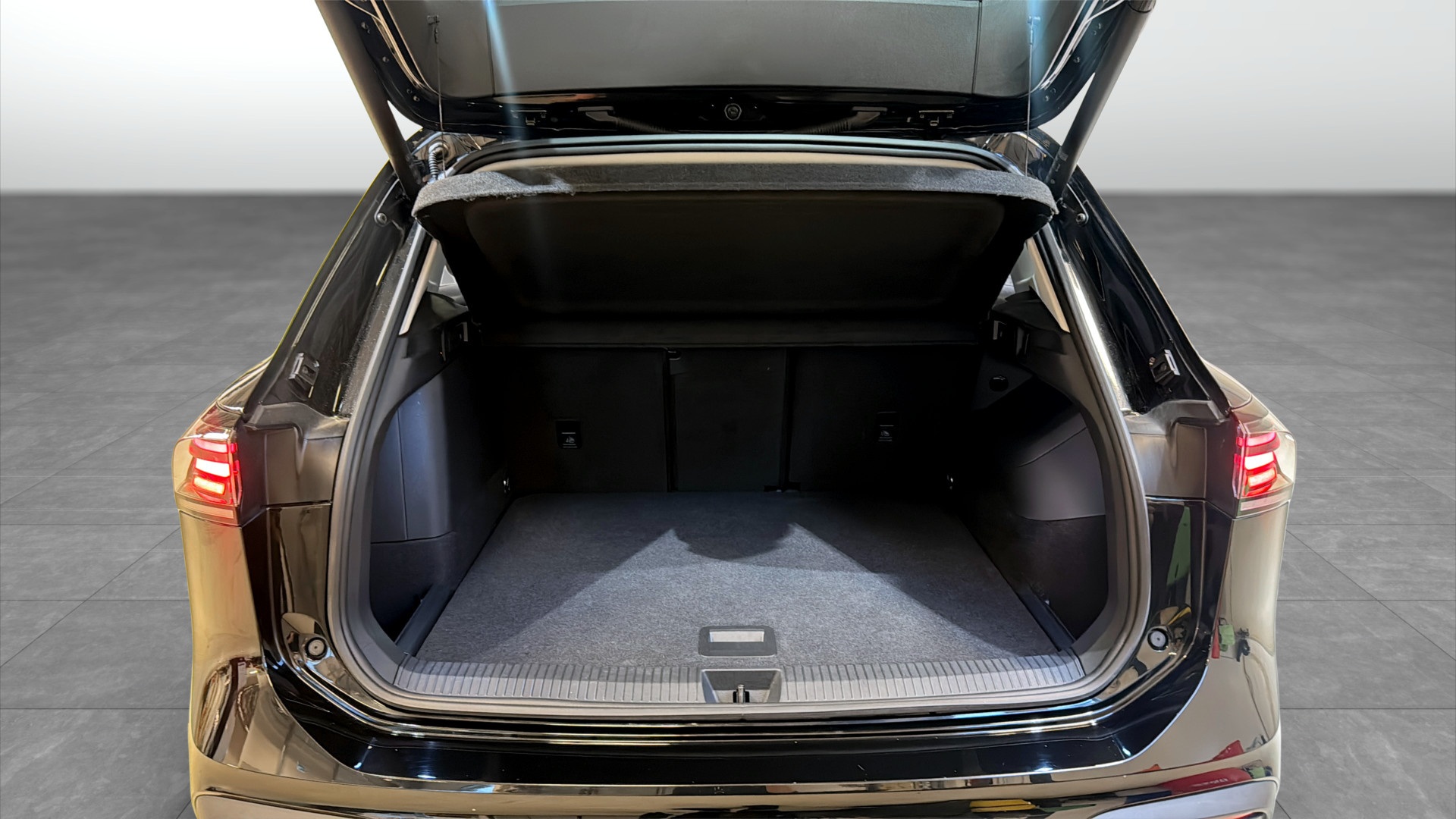 Volkswagen Tiguan GWA95F