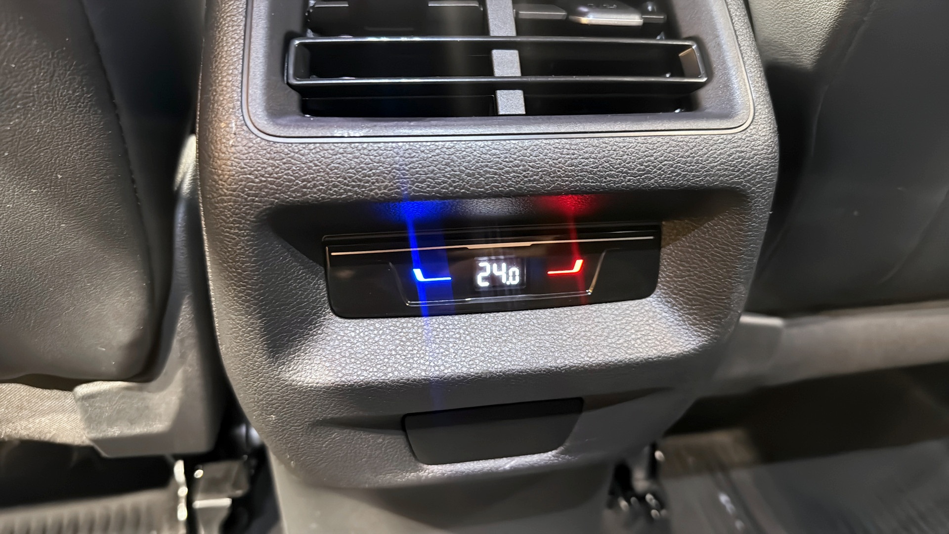 Volkswagen Tiguan GWA95F