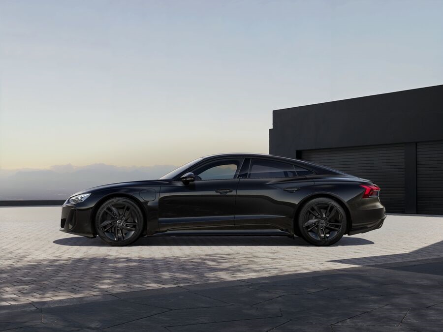 Audi e-tron GT quattro GWB33W