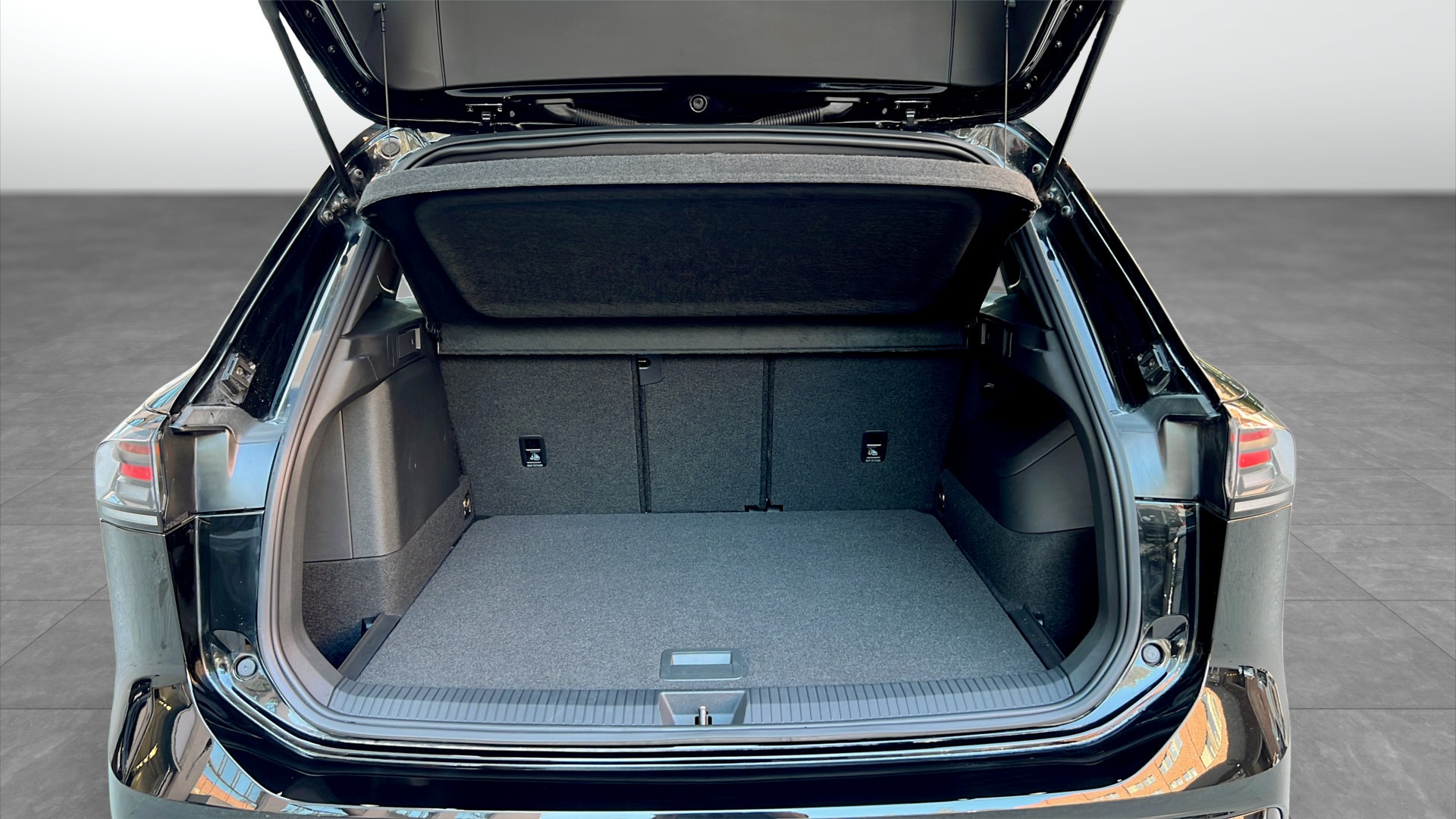Volkswagen Tiguan GWH83Y