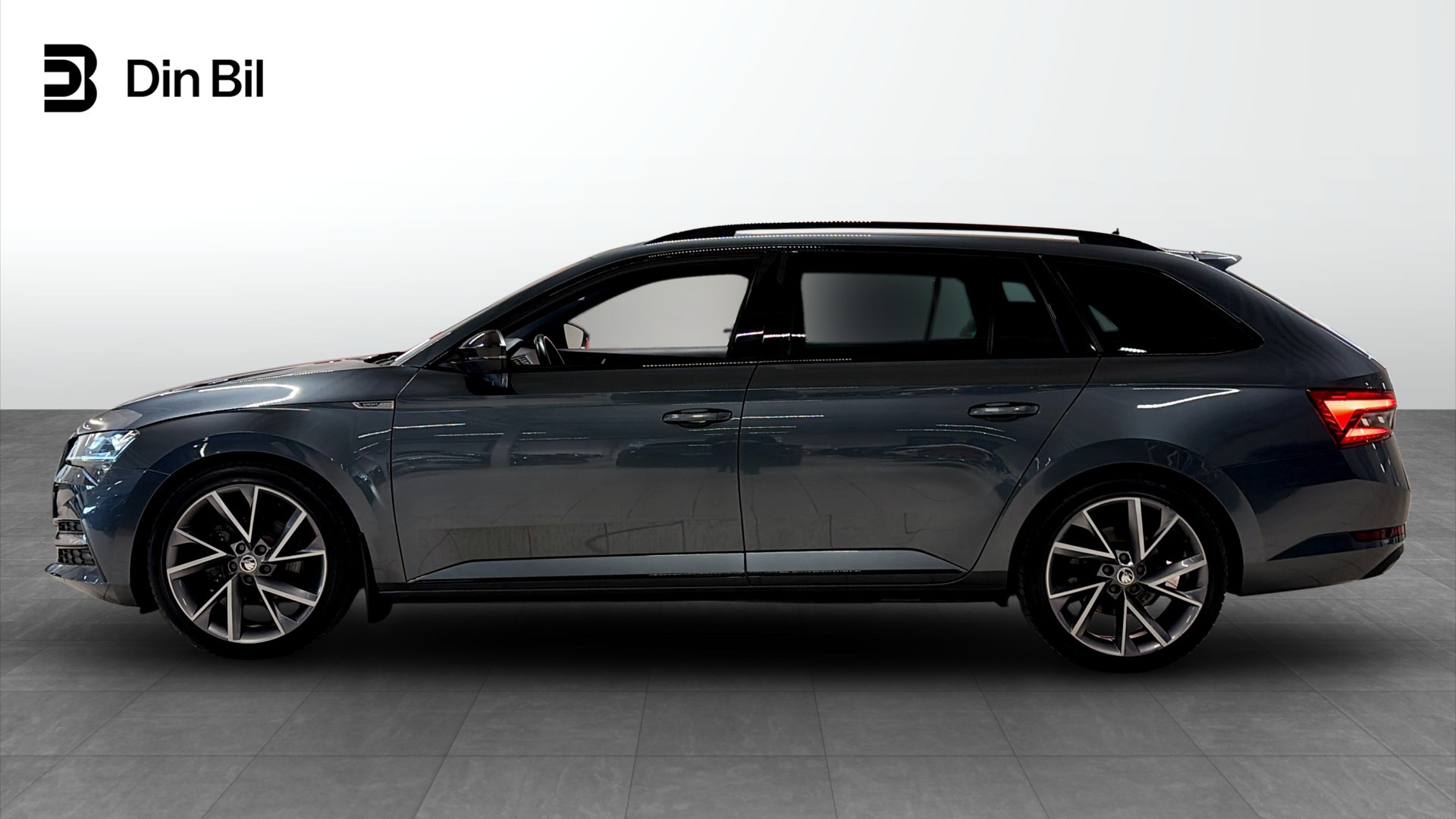 Skoda Superb GXY89J