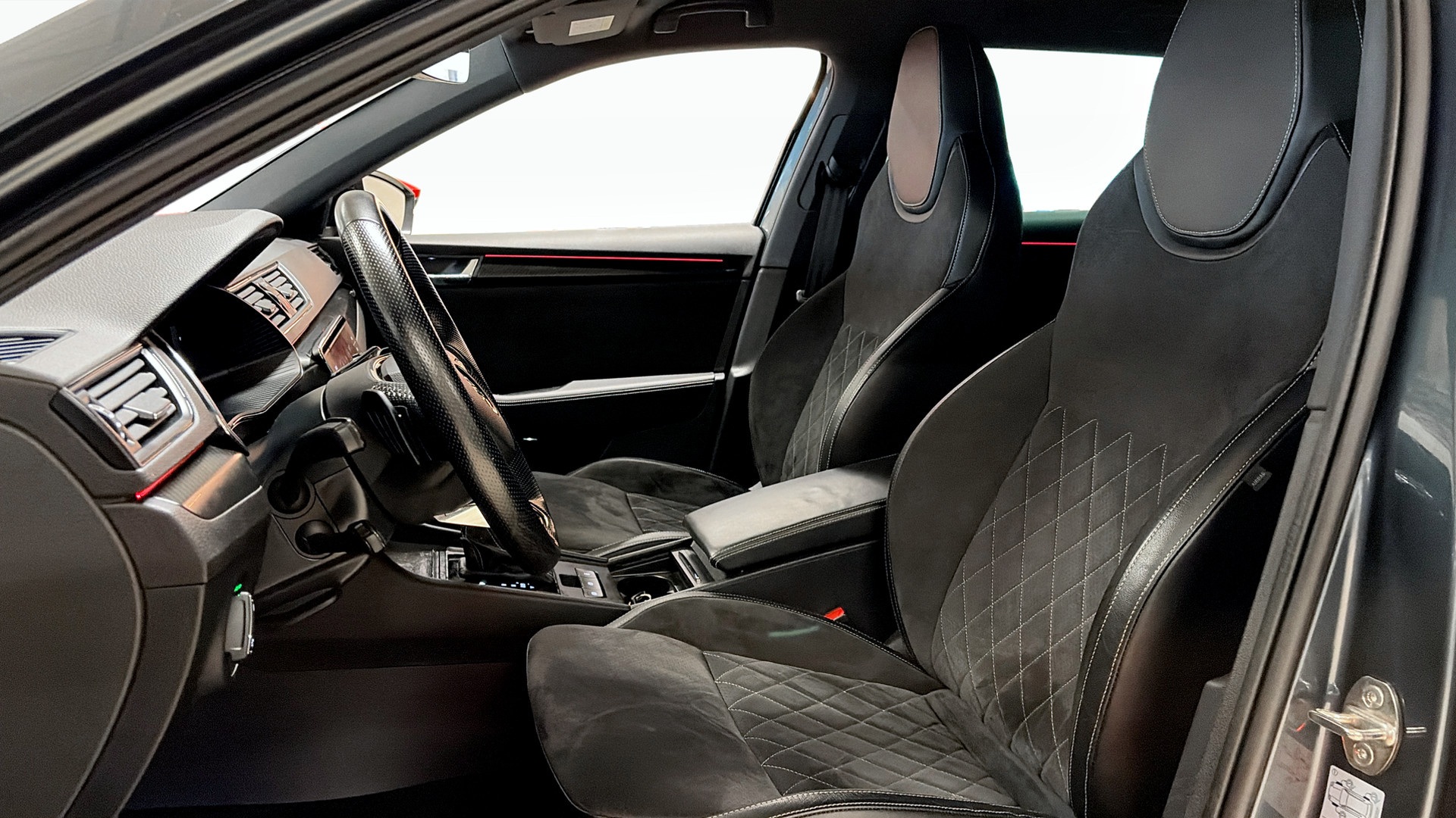 Skoda Superb GXY89J