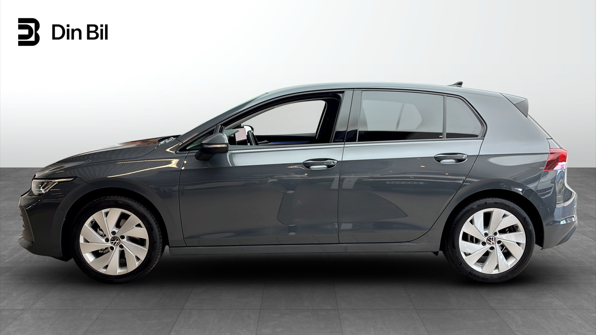 Volkswagen Golf GZM67J