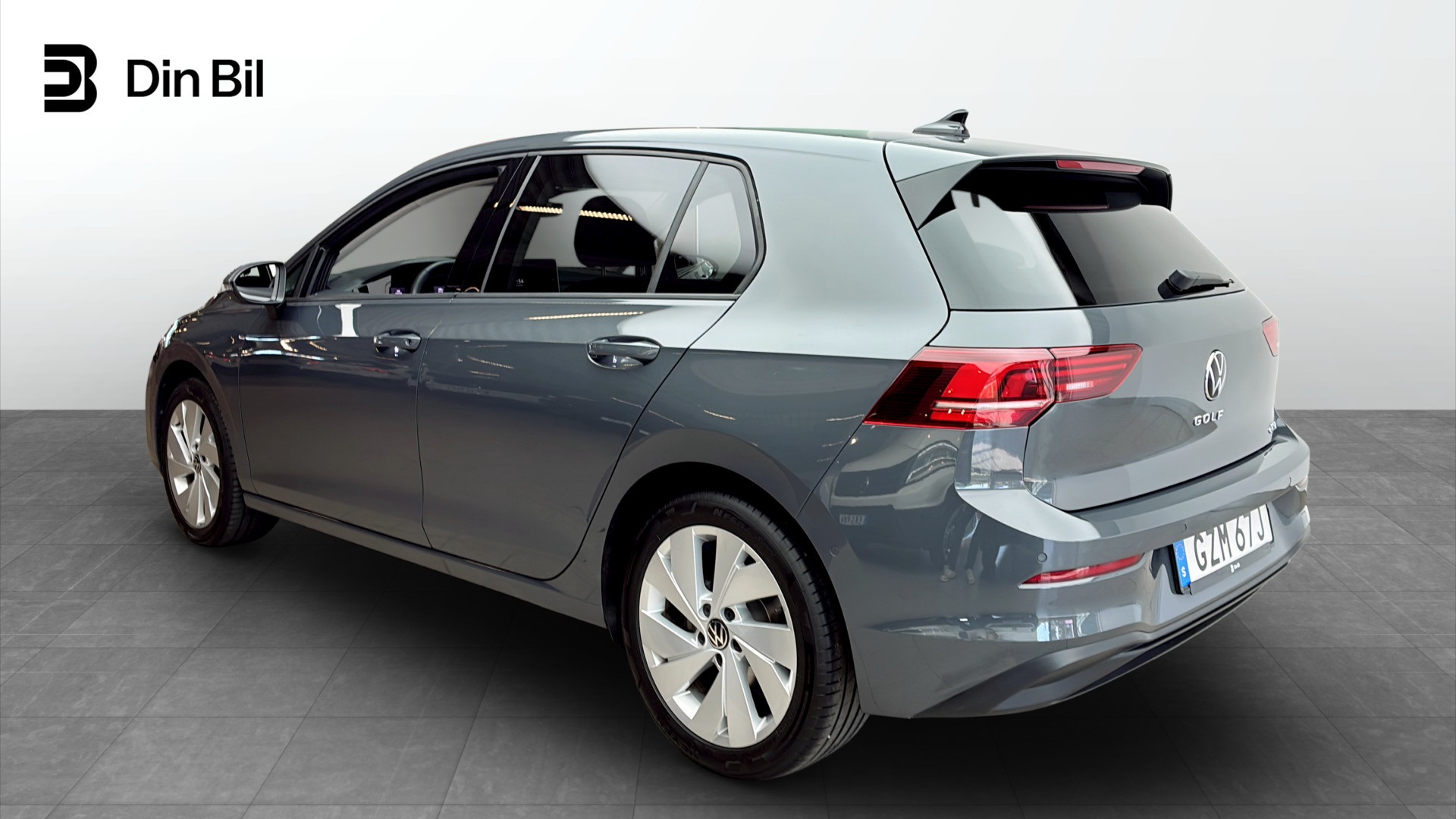 Volkswagen Golf GZM67J