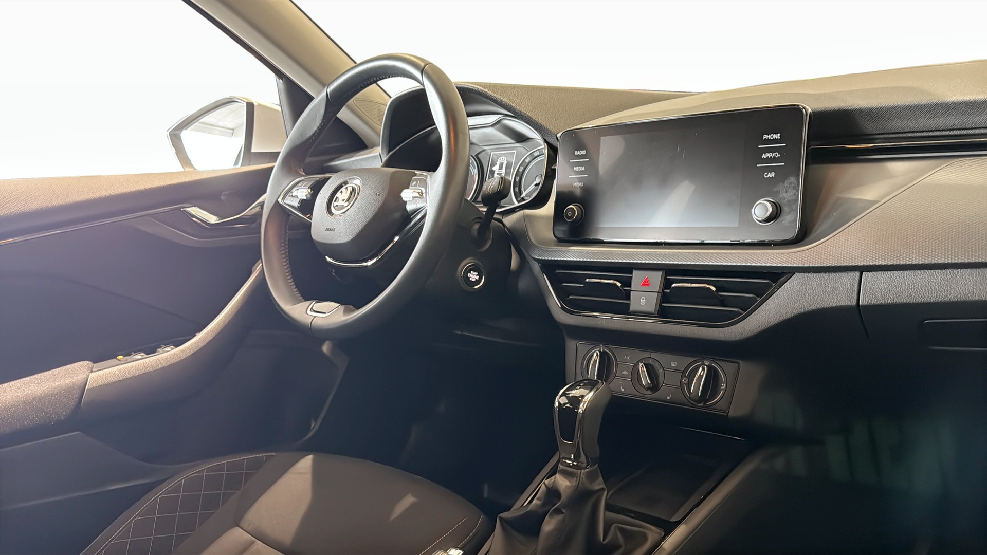 Skoda Kamiq GZP83F