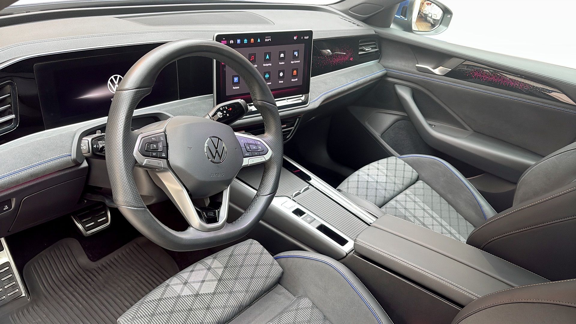 Volkswagen Passat HAF96B