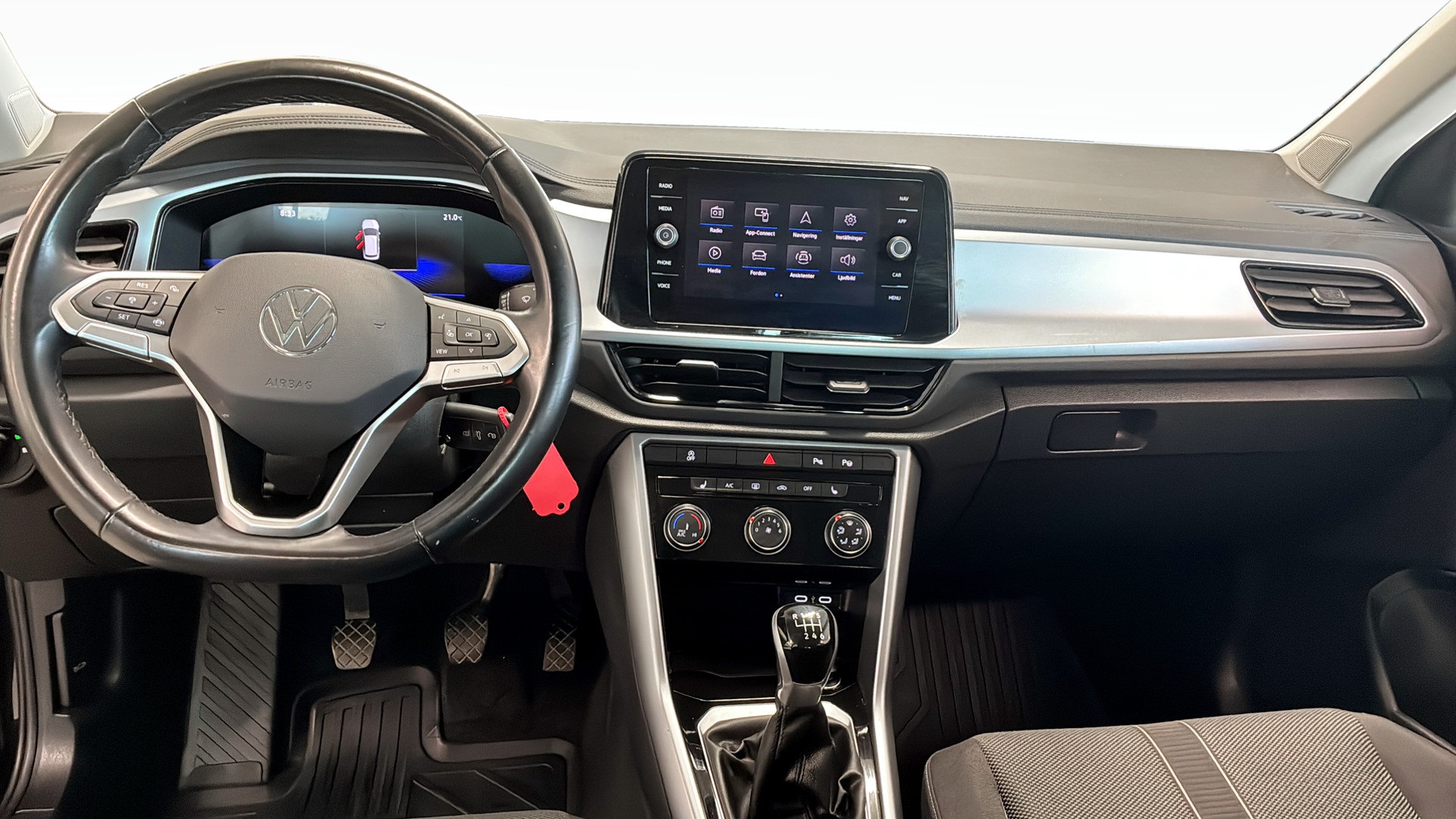Volkswagen T-Roc HBD78N