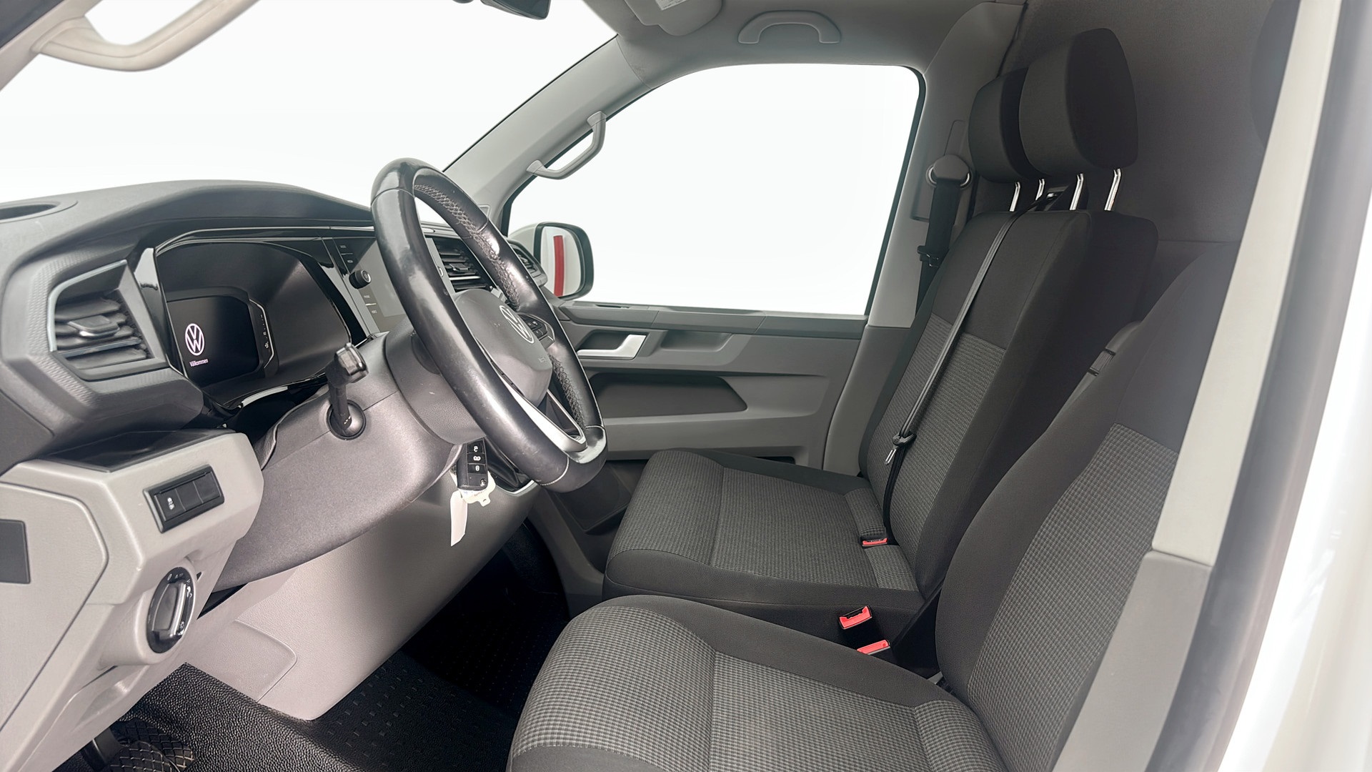 Volkswagen T6.1 Transporter lång hjulbas HBH30G