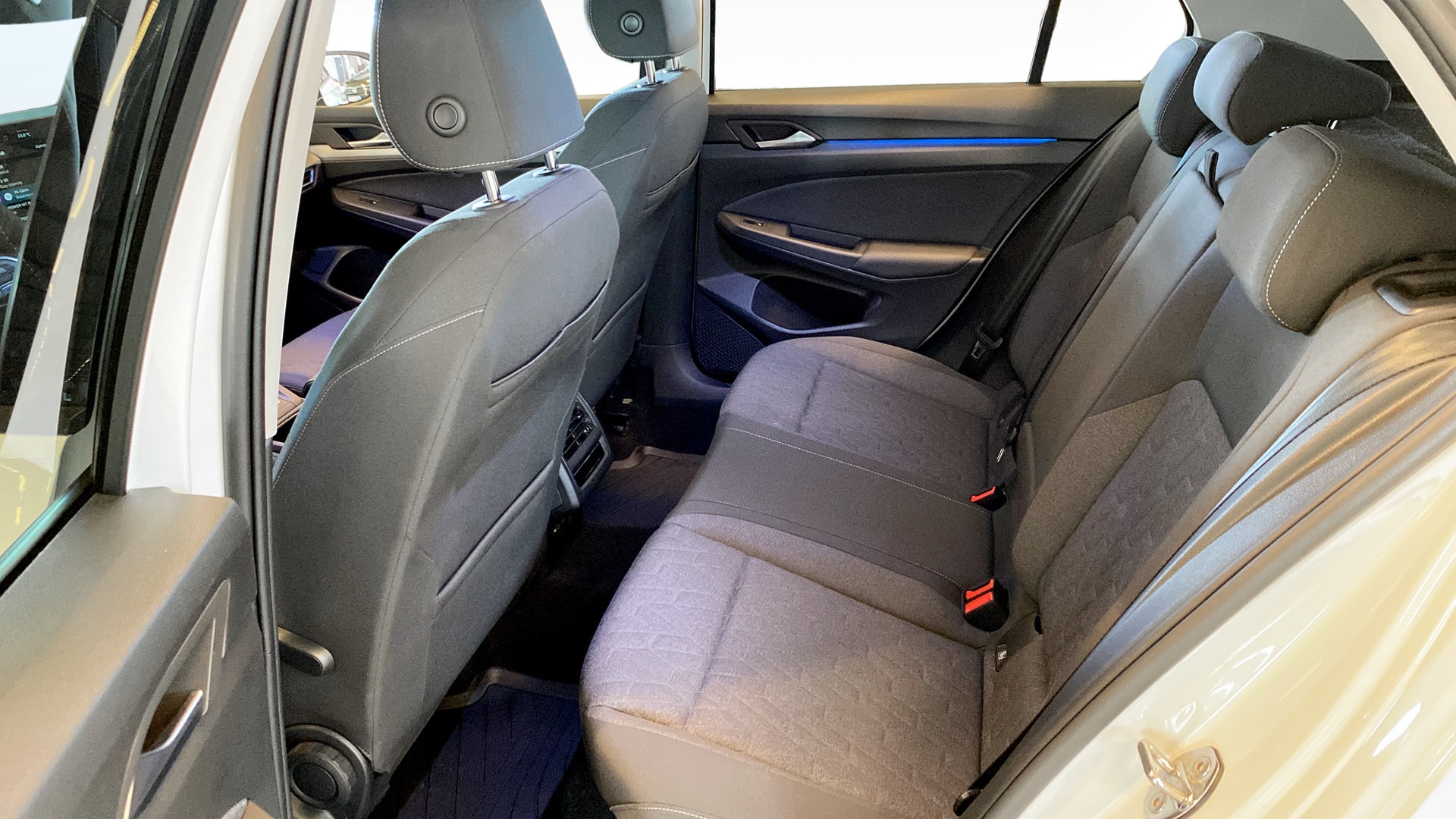Volkswagen Golf HBN79F