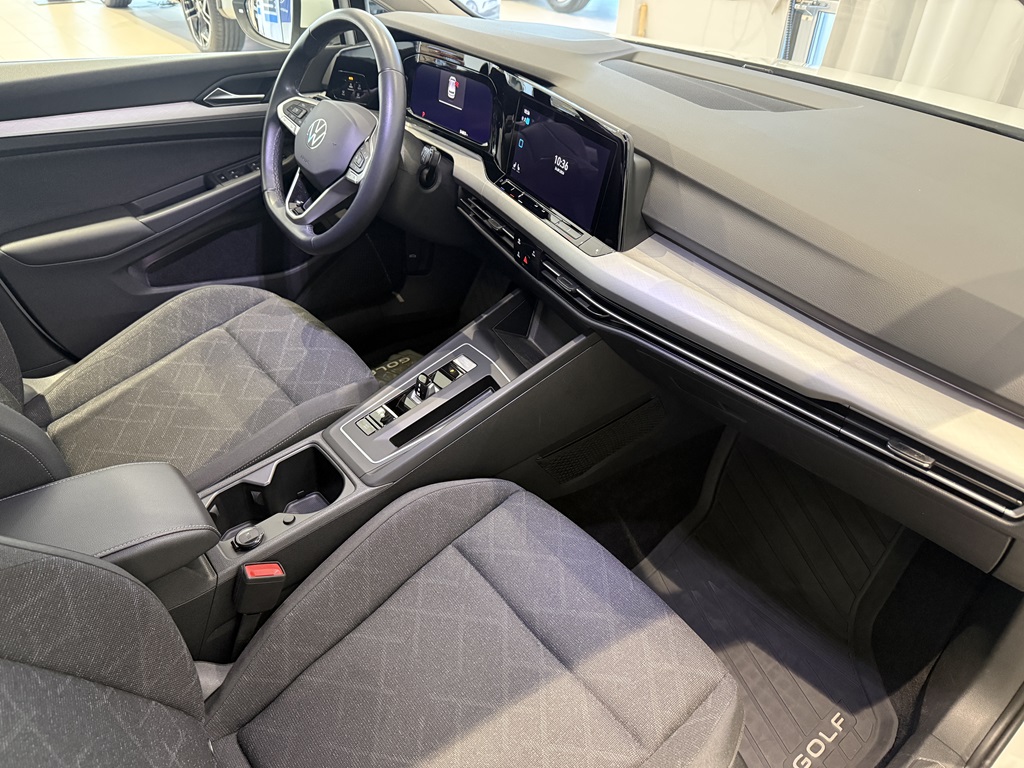 Volkswagen Golf HBR67R