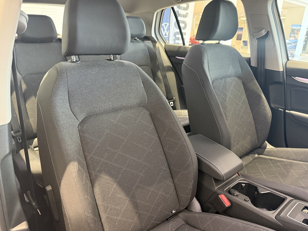 Volkswagen Golf HBR67R