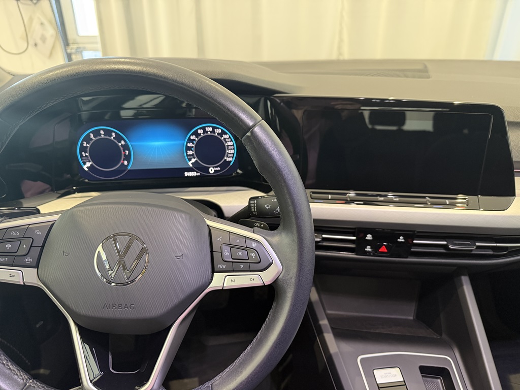 Volkswagen Golf HBR67R