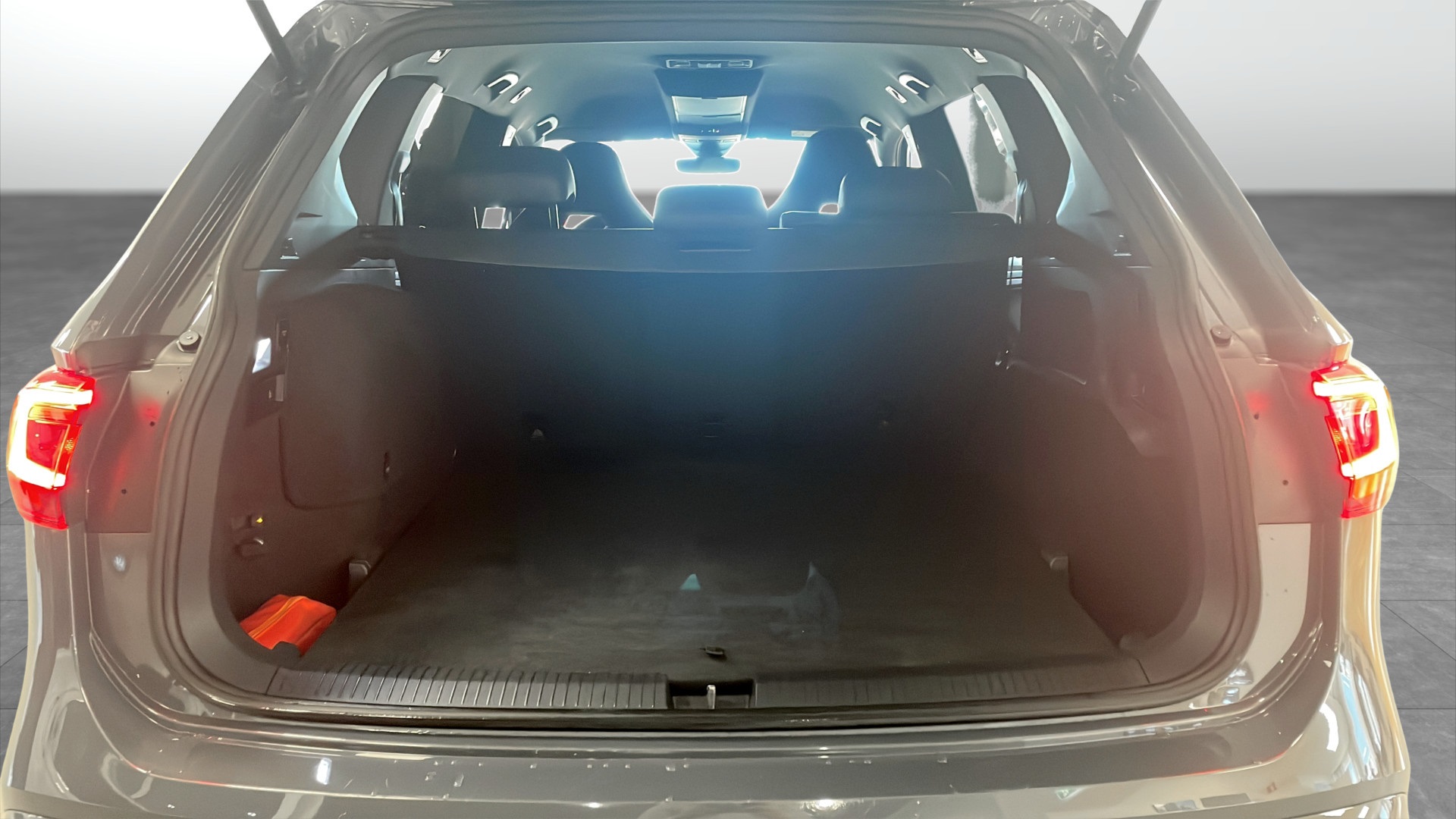 SEAT Tarraco HBW69U