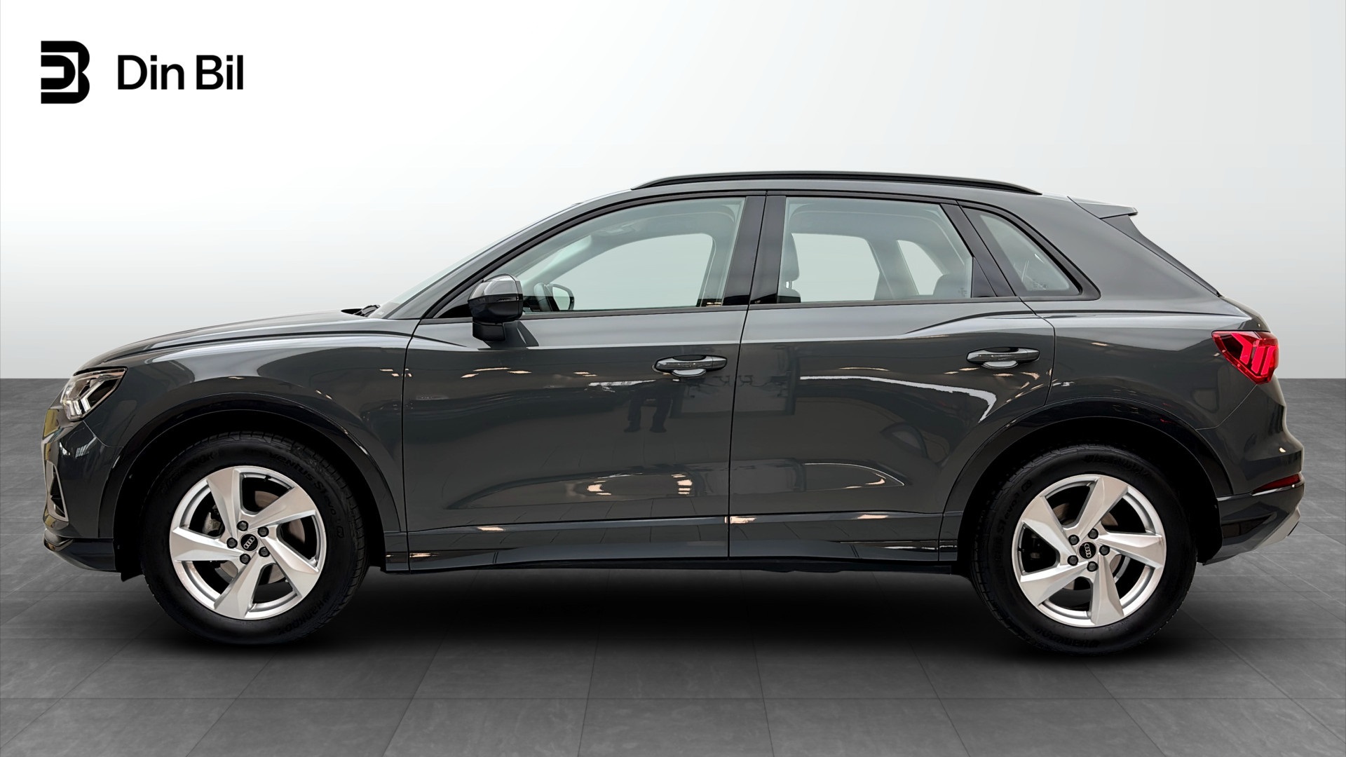Audi Q3 HCB78W