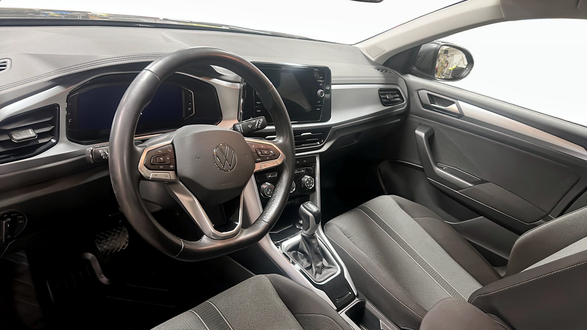Volkswagen T-Roc HCD84A