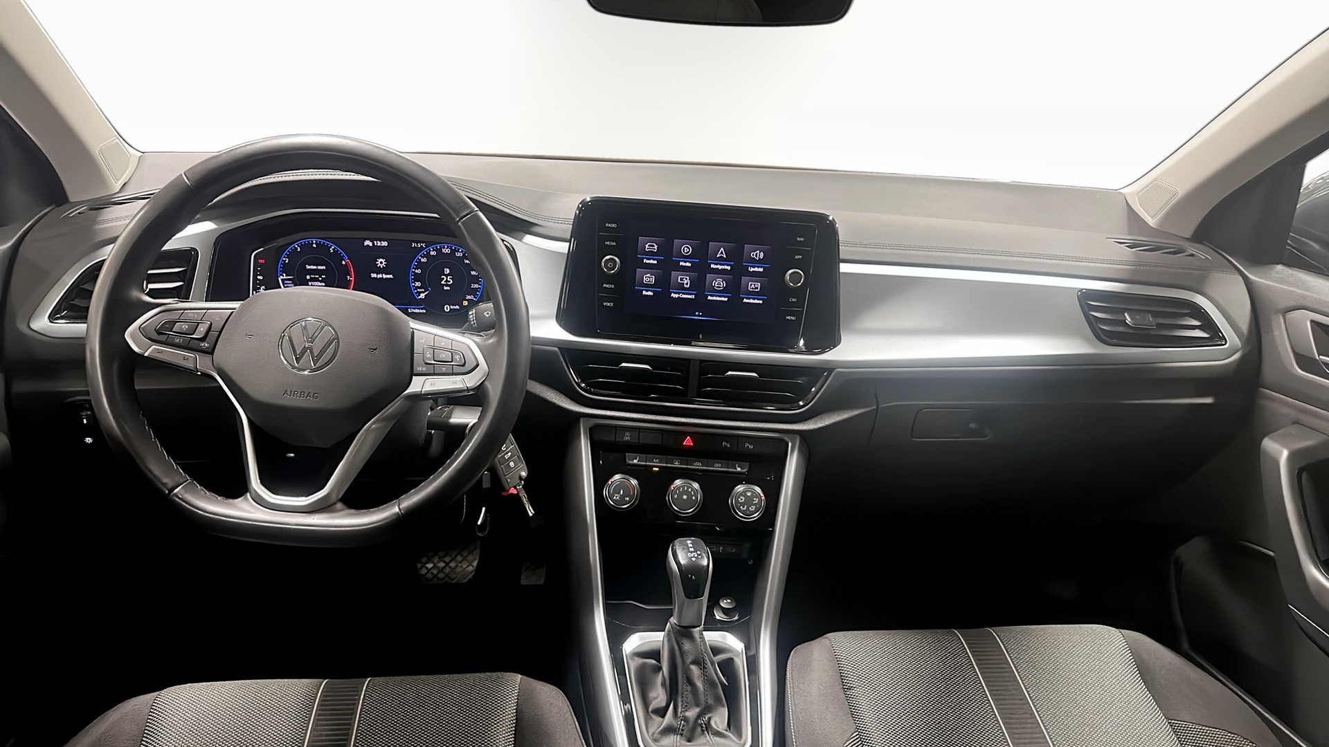 Volkswagen T-Roc HCD84A