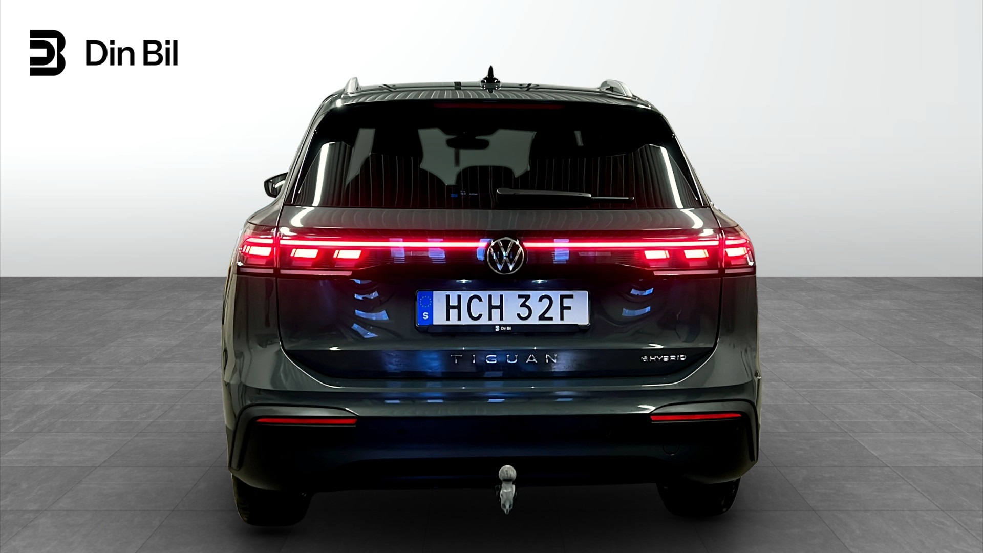 Volkswagen Tiguan HCH32F