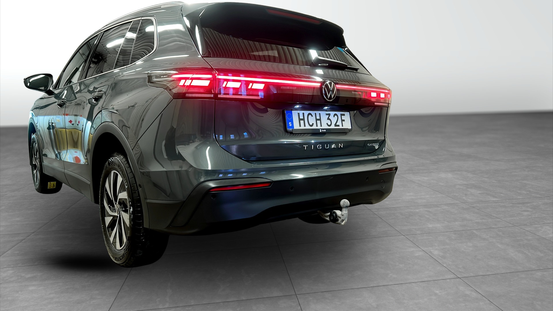Volkswagen Tiguan HCH32F