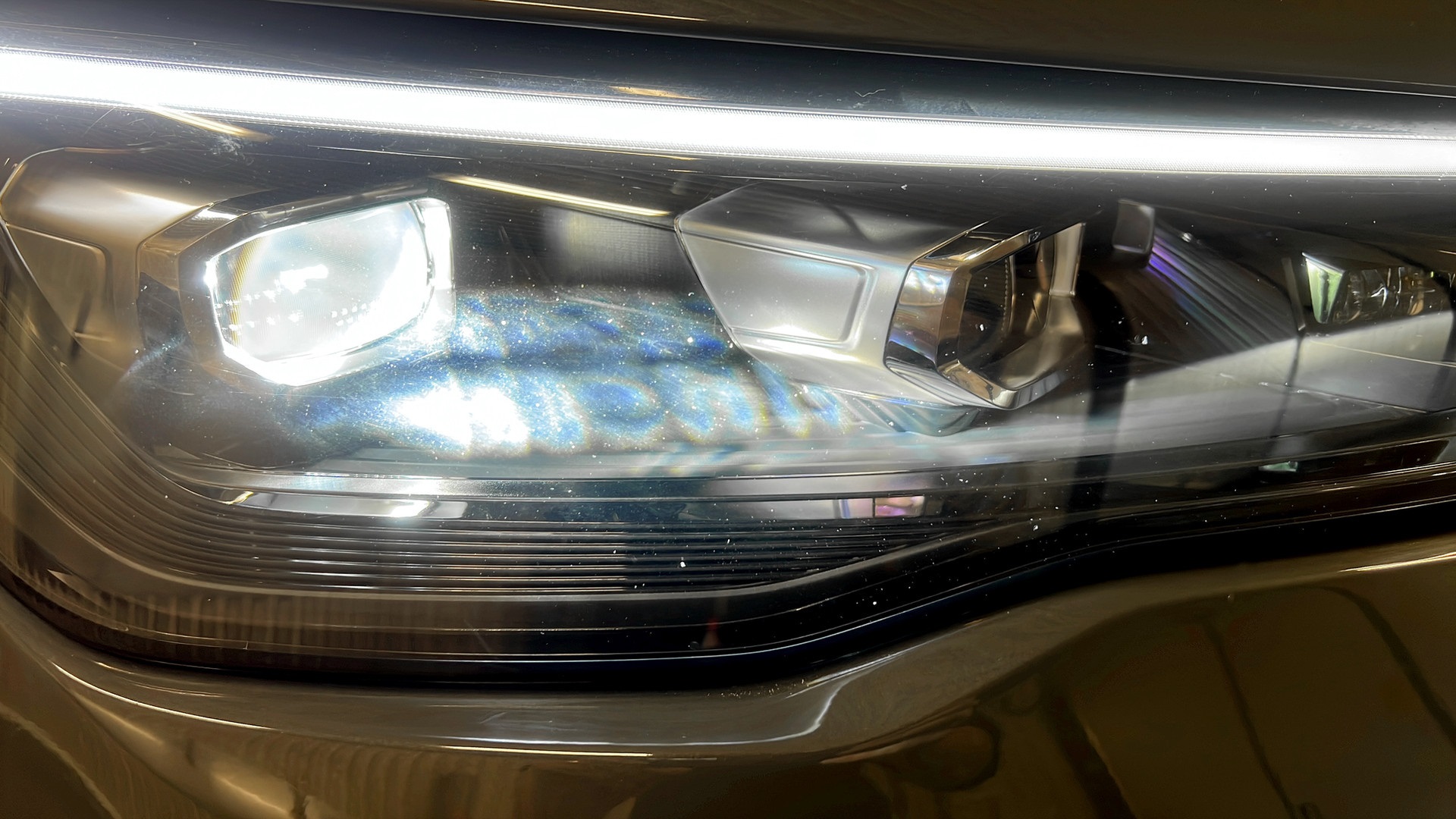 Volkswagen Tiguan HCH32F