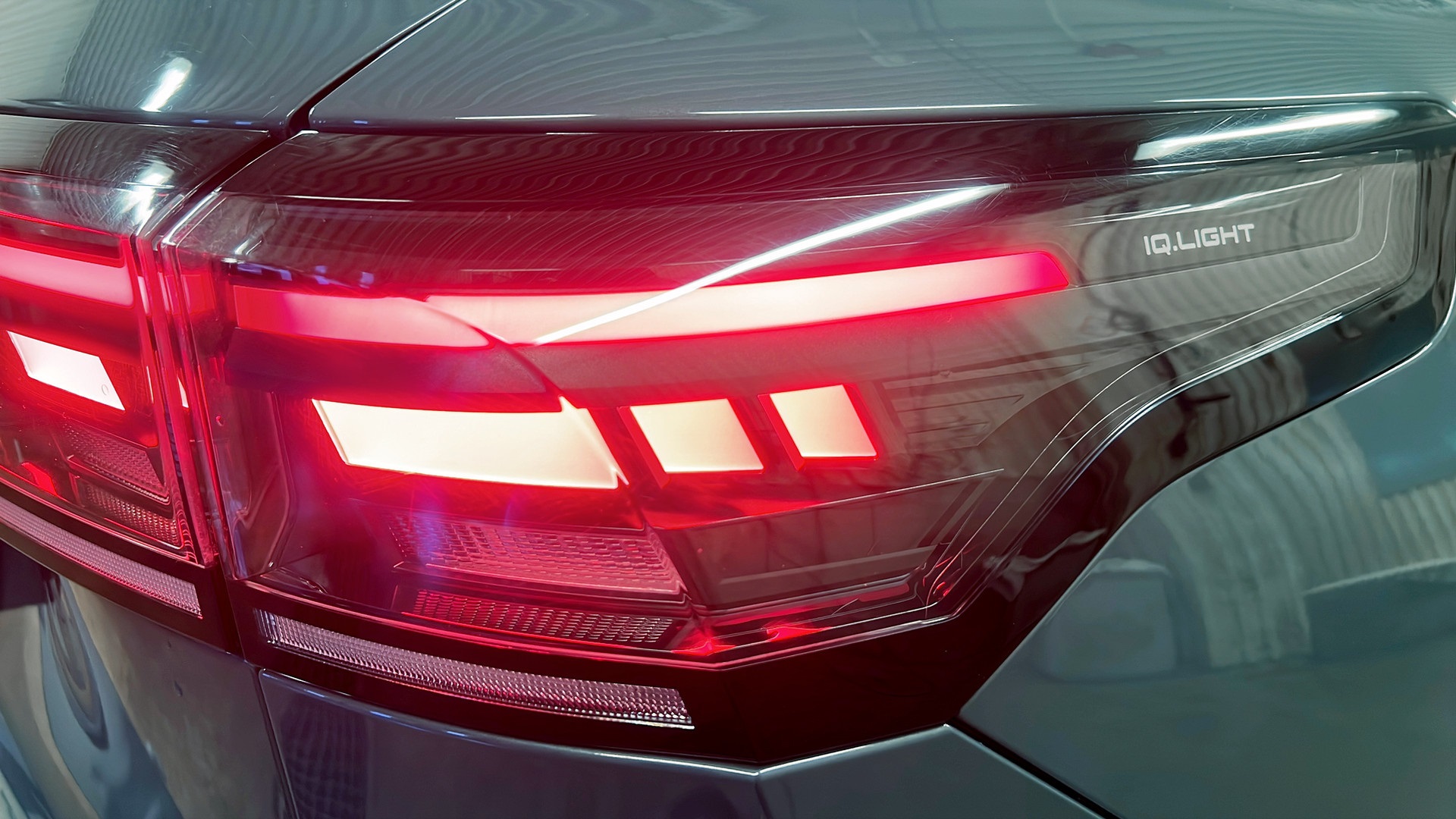 Volkswagen Tiguan HCH32F