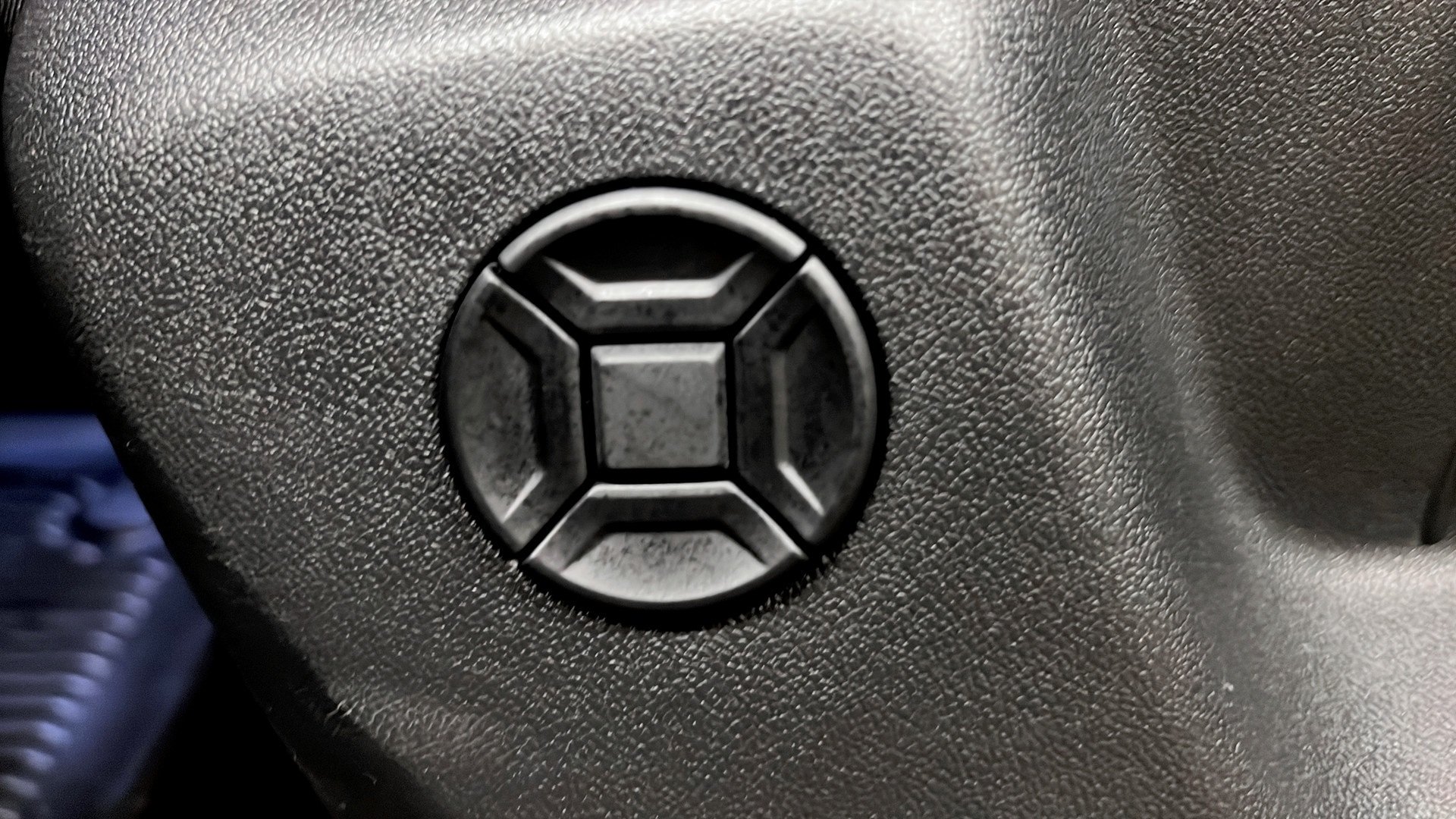 Volkswagen Tiguan HCH32F