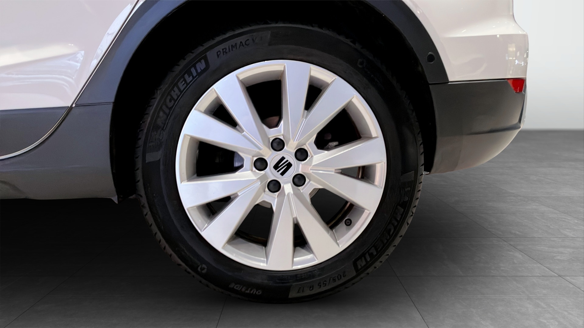 SEAT Arona HCL78G