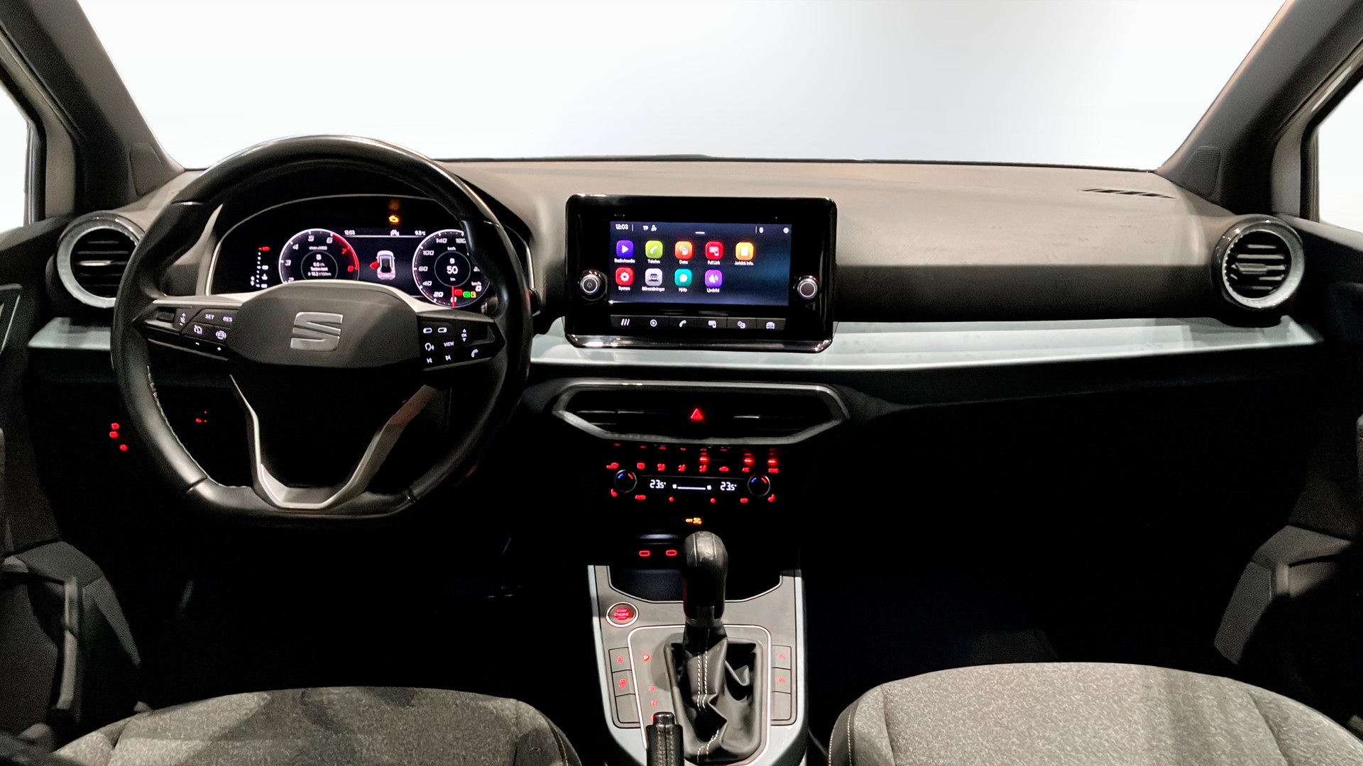SEAT Arona HCL78G
