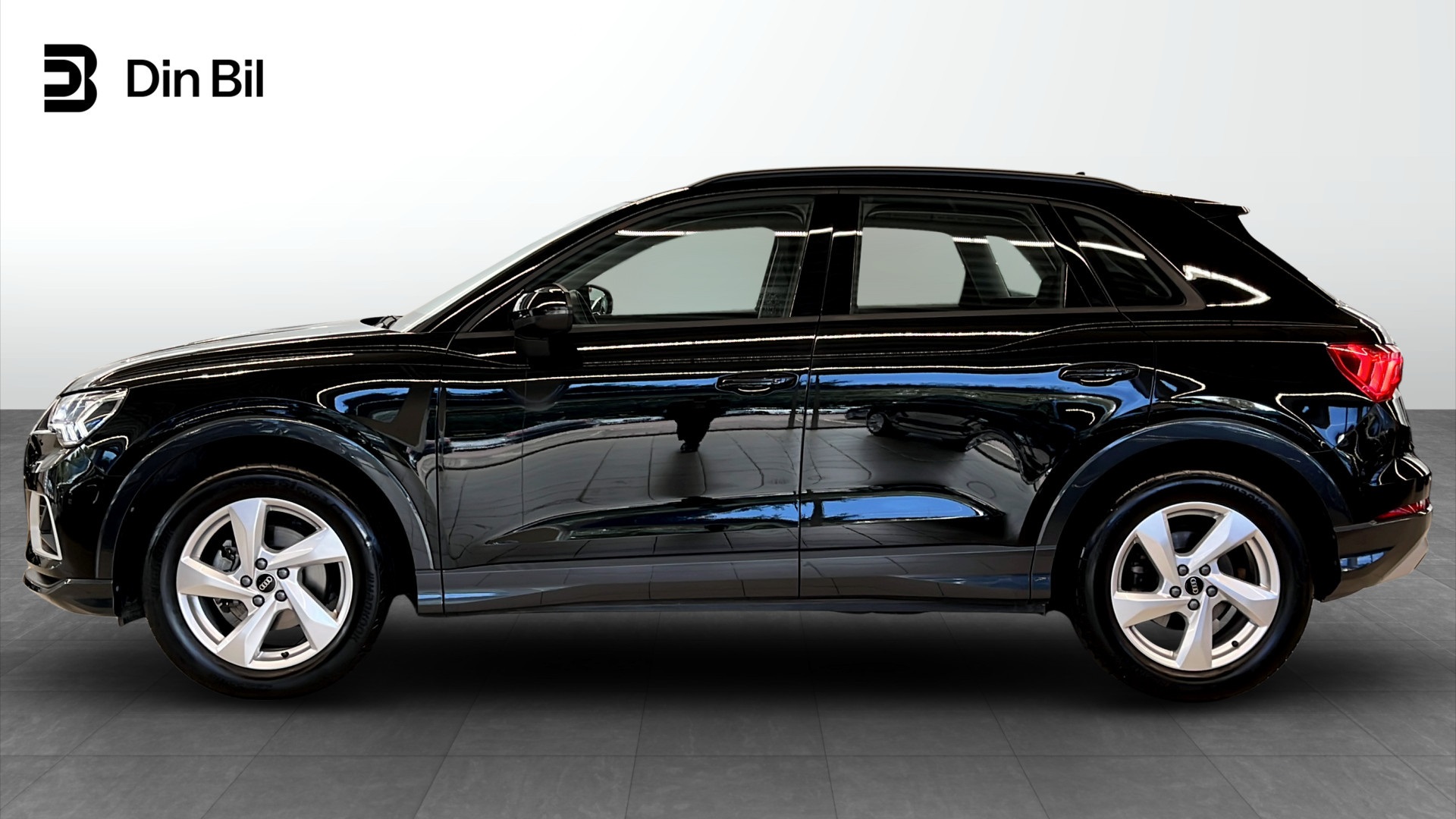 Audi Q3 HCN58R