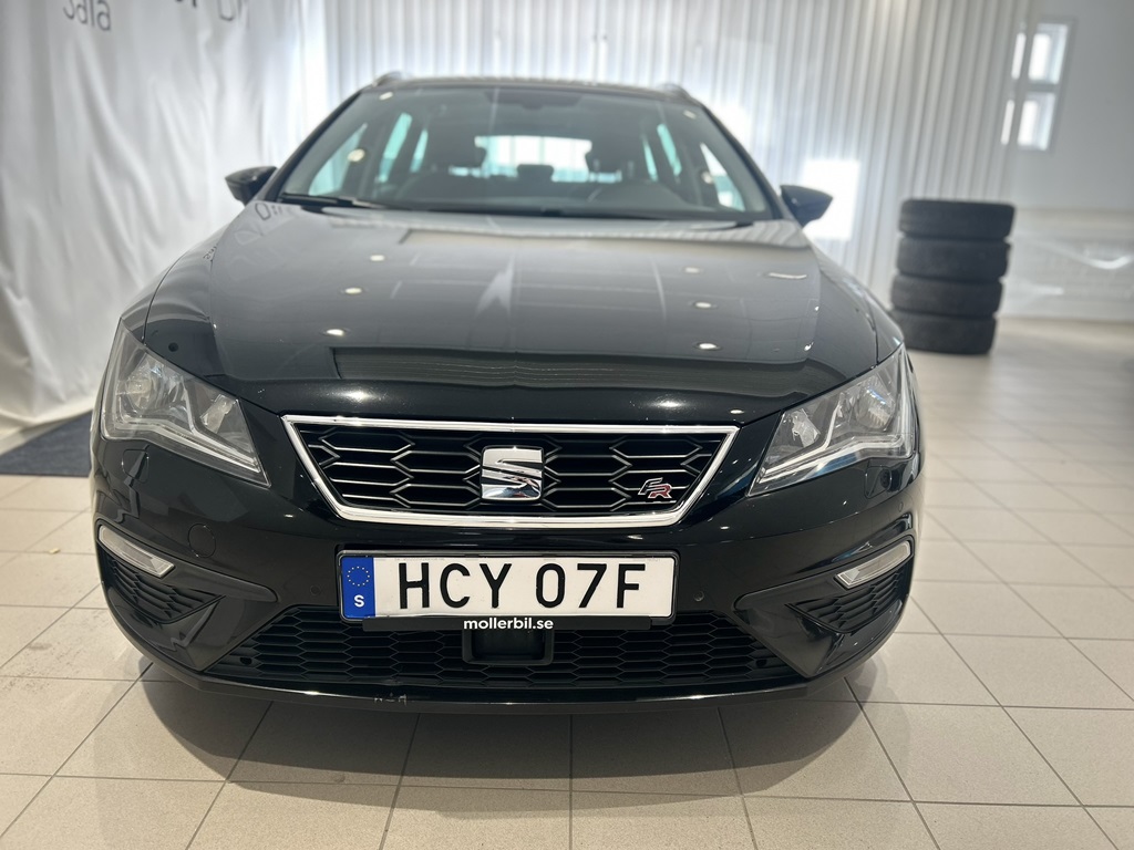 SEAT Leon SC HCY07F
