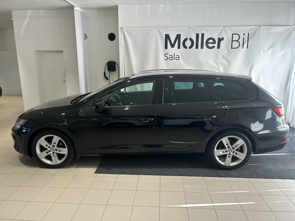 SEAT Leon SC HCY07F