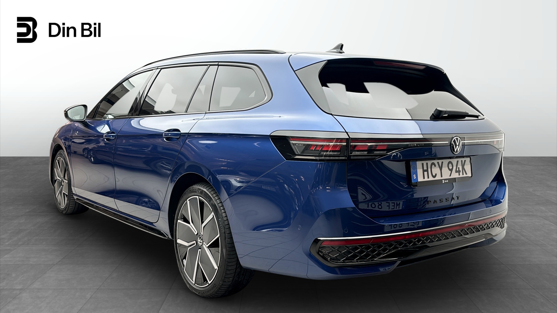Volkswagen Passat HCY94K