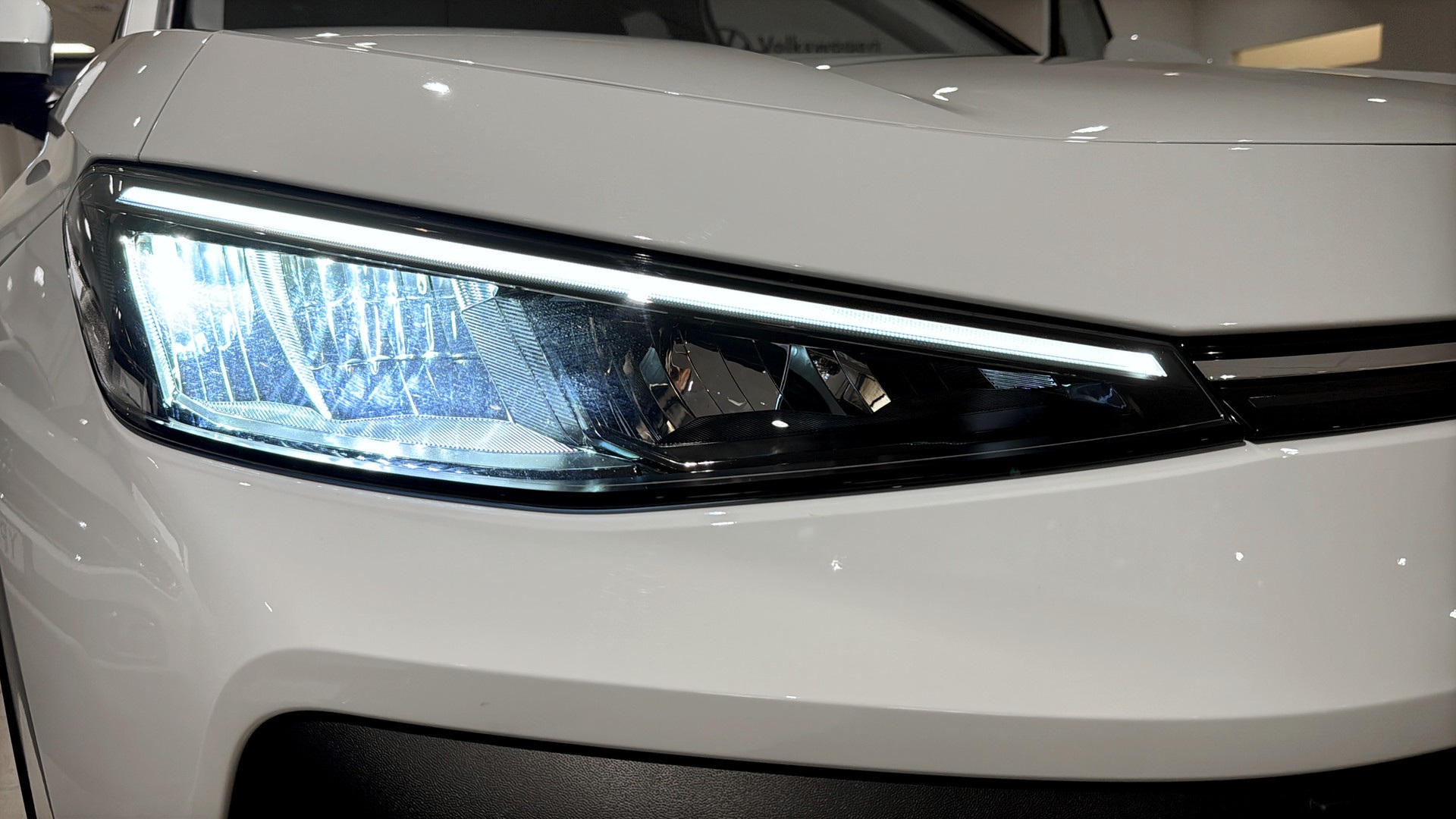 Volkswagen T-Roc HDF68F