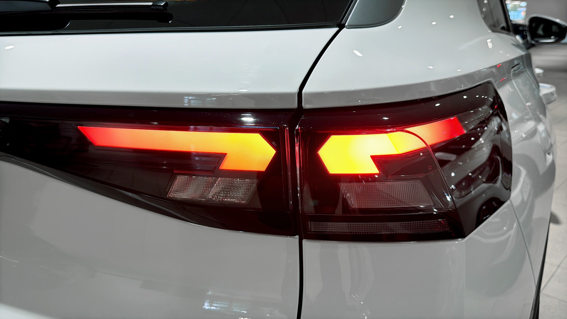 Volkswagen T-Roc HDF68F
