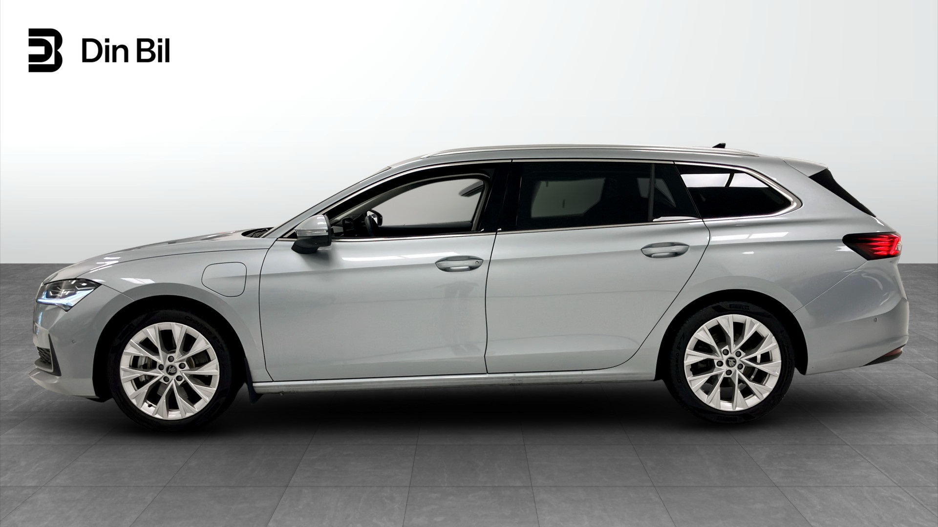 Skoda Superb HDM31K