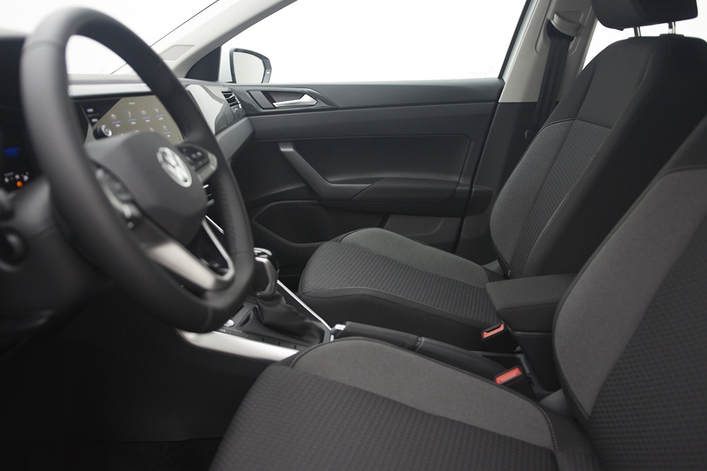 Volkswagen Polo HFF32C