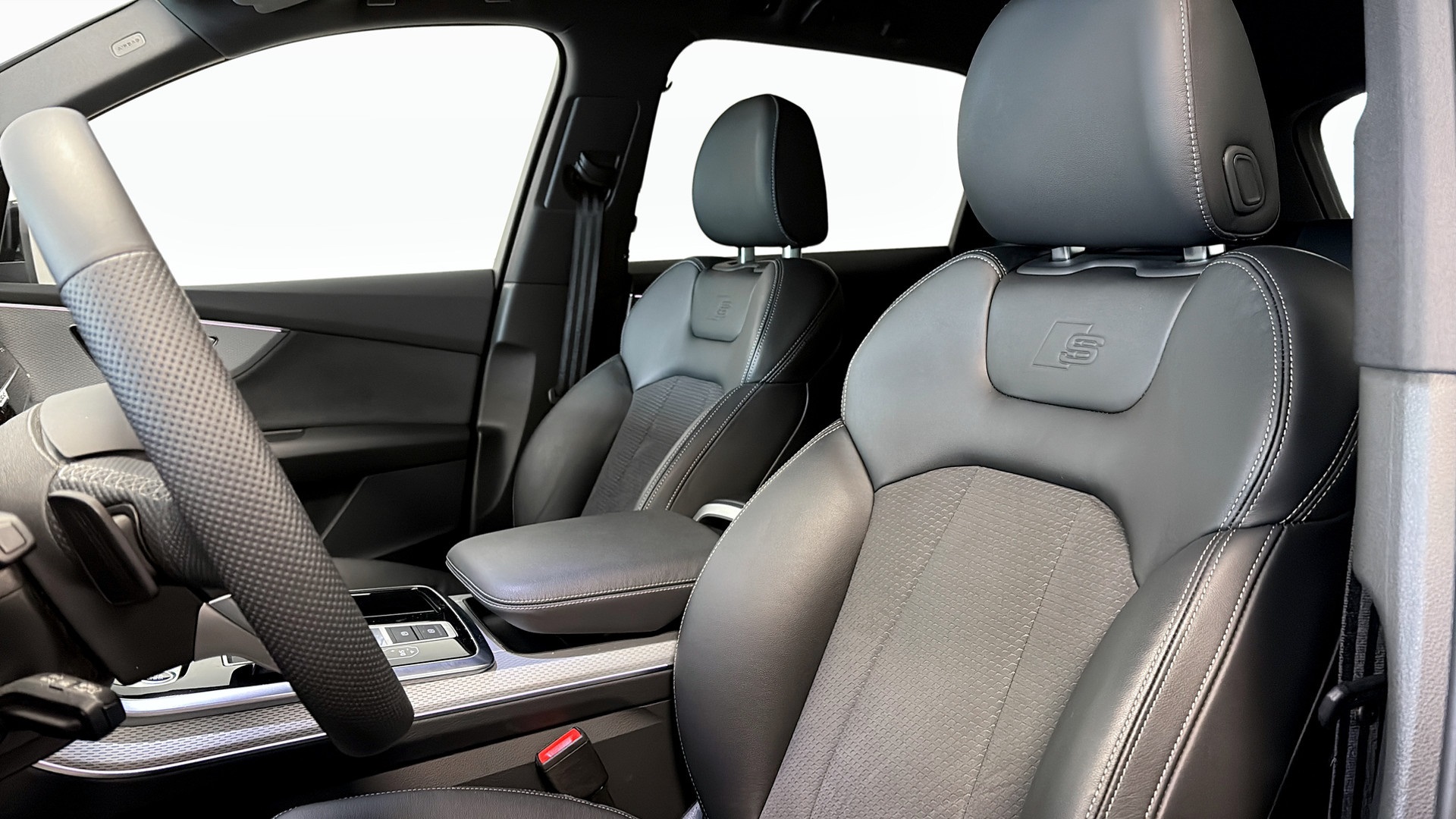 Audi Q7 HFJ10J