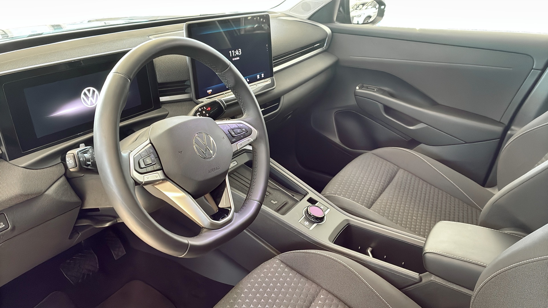 Volkswagen T-Roc HFJ31P